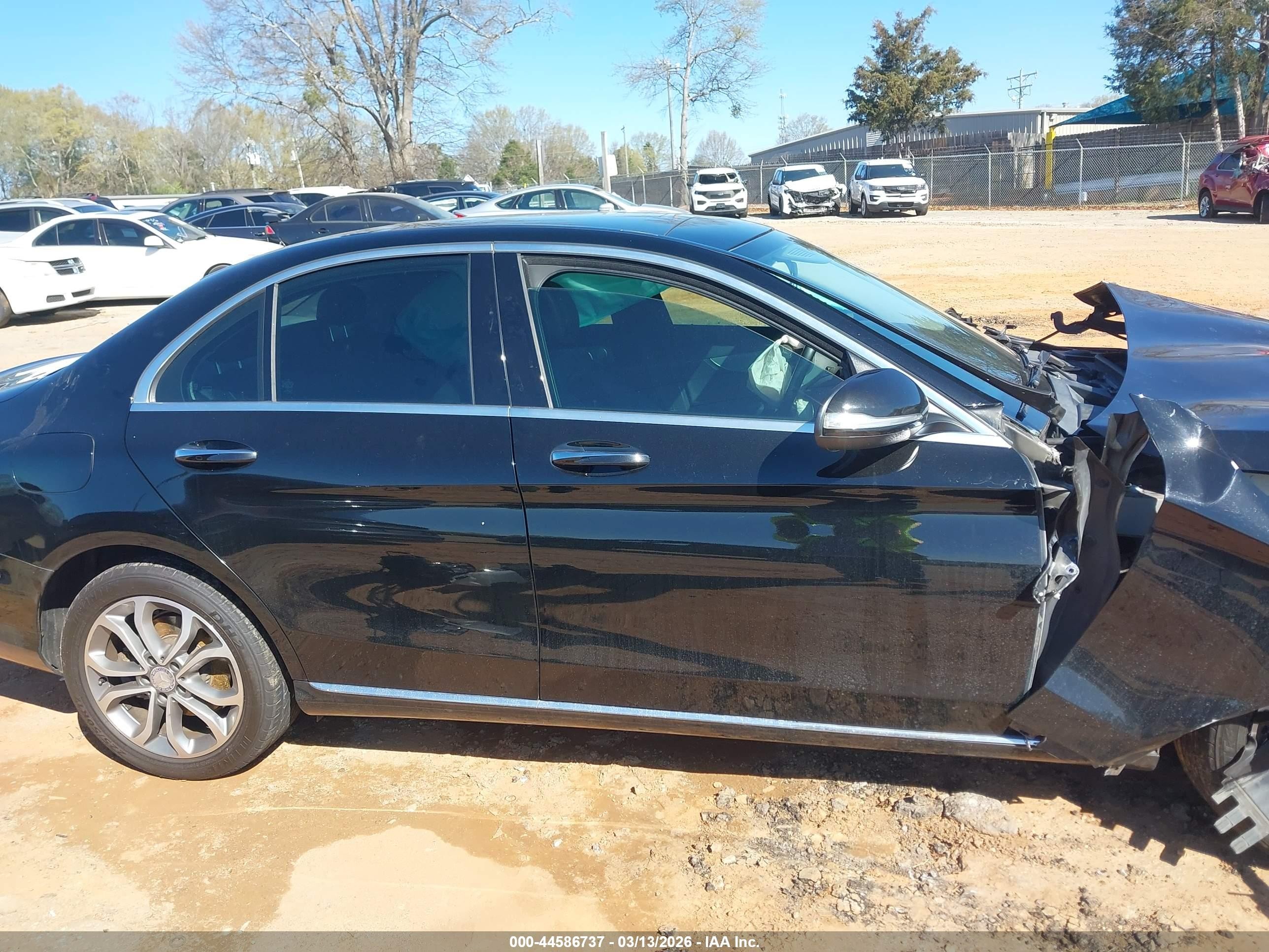 2015 Mercedes-benz C 300 4matic Black vin: 55SWF4KB1FU020829