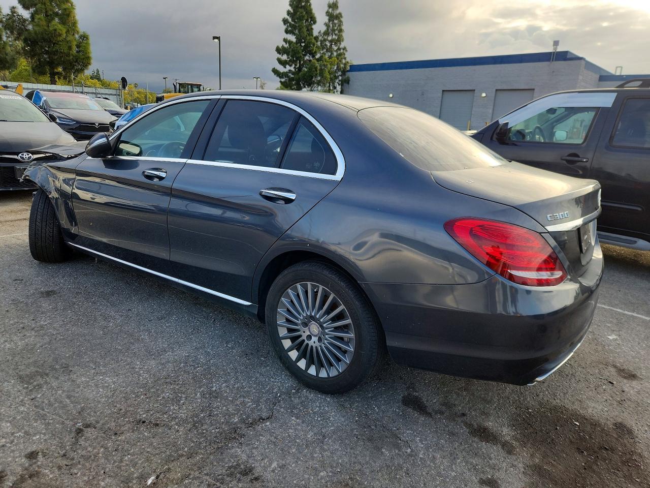 2015 Mercedes-benz C 300 4matic Gray vin: 55SWF4KB1FU027733