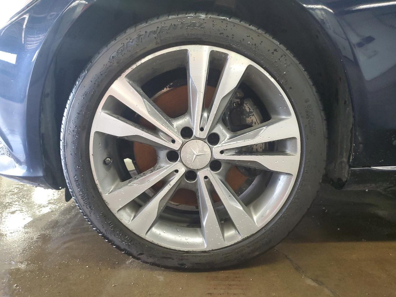 2015 Mercedes-benz C 300 4matic Blue vin: 55SWF4KB1FU027781 Damage: Left Front Wheel, Curb Rash, > 12 Inches