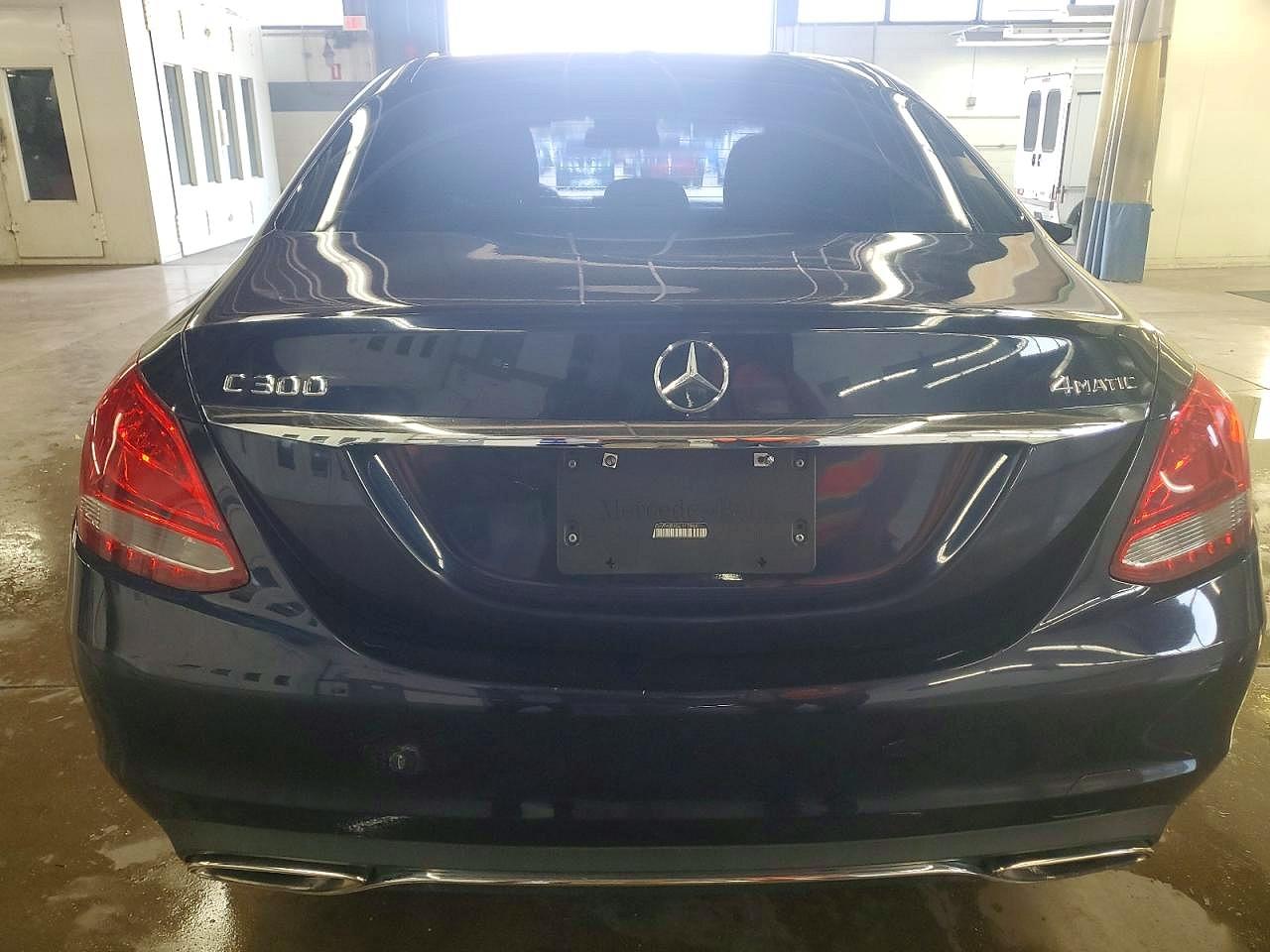 2015 Mercedes-benz C 300 4matic Blue vin: 55SWF4KB1FU027781