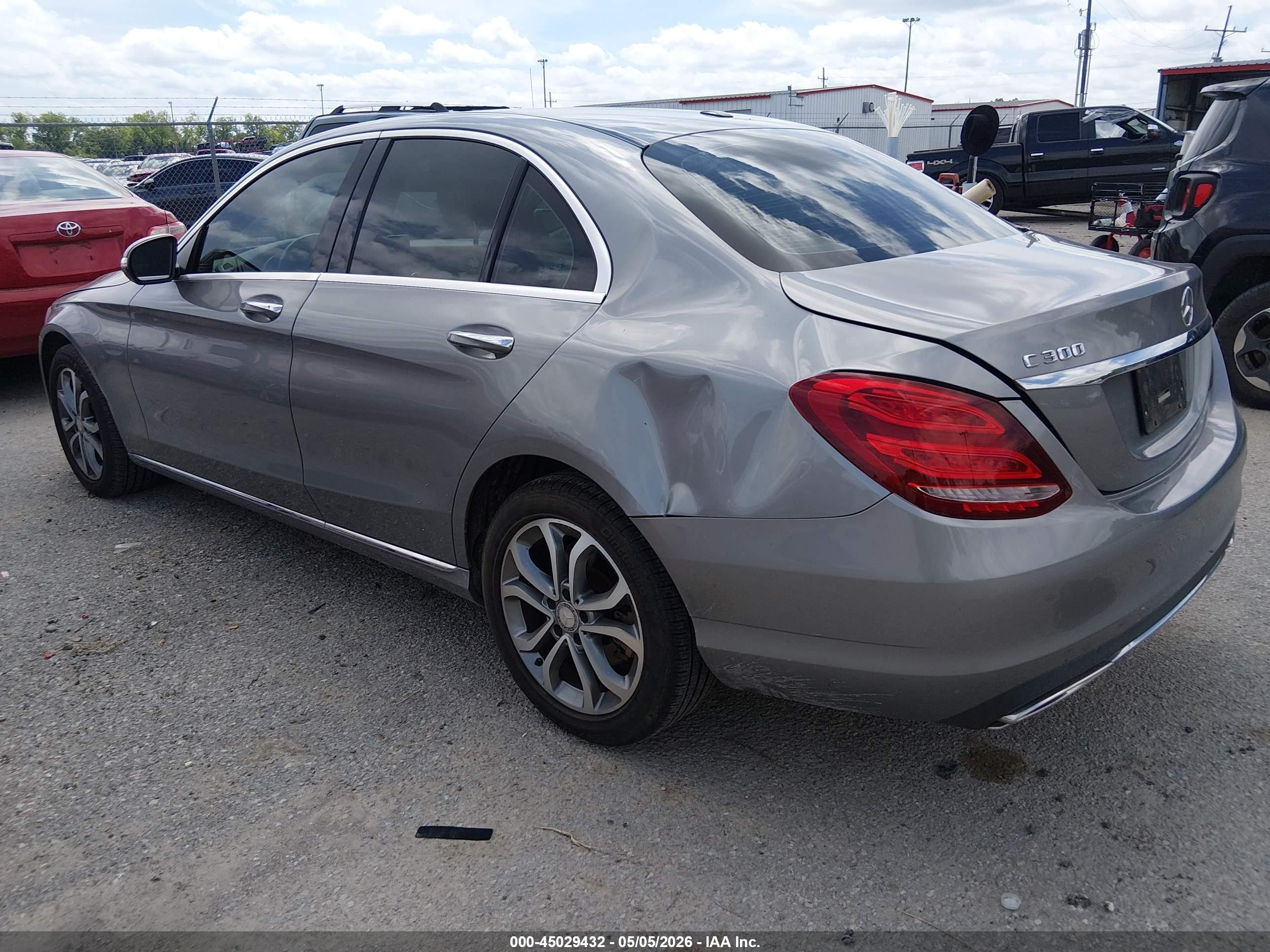 2015 Mercedes-benz C 300 4matic Gray vin: 55SWF4KB1FU032771