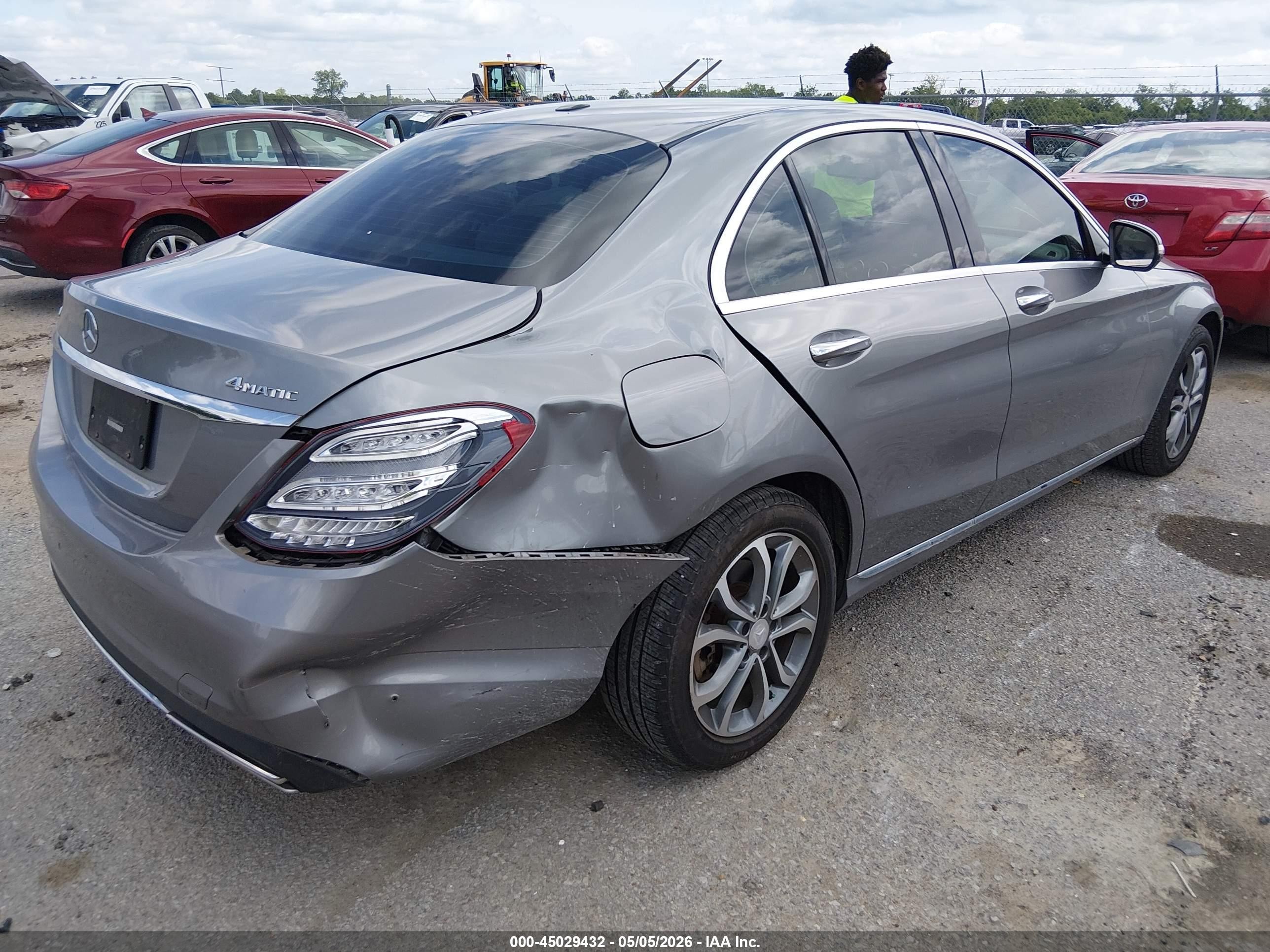 2015 Mercedes-benz C 300 4matic Gray vin: 55SWF4KB1FU032771