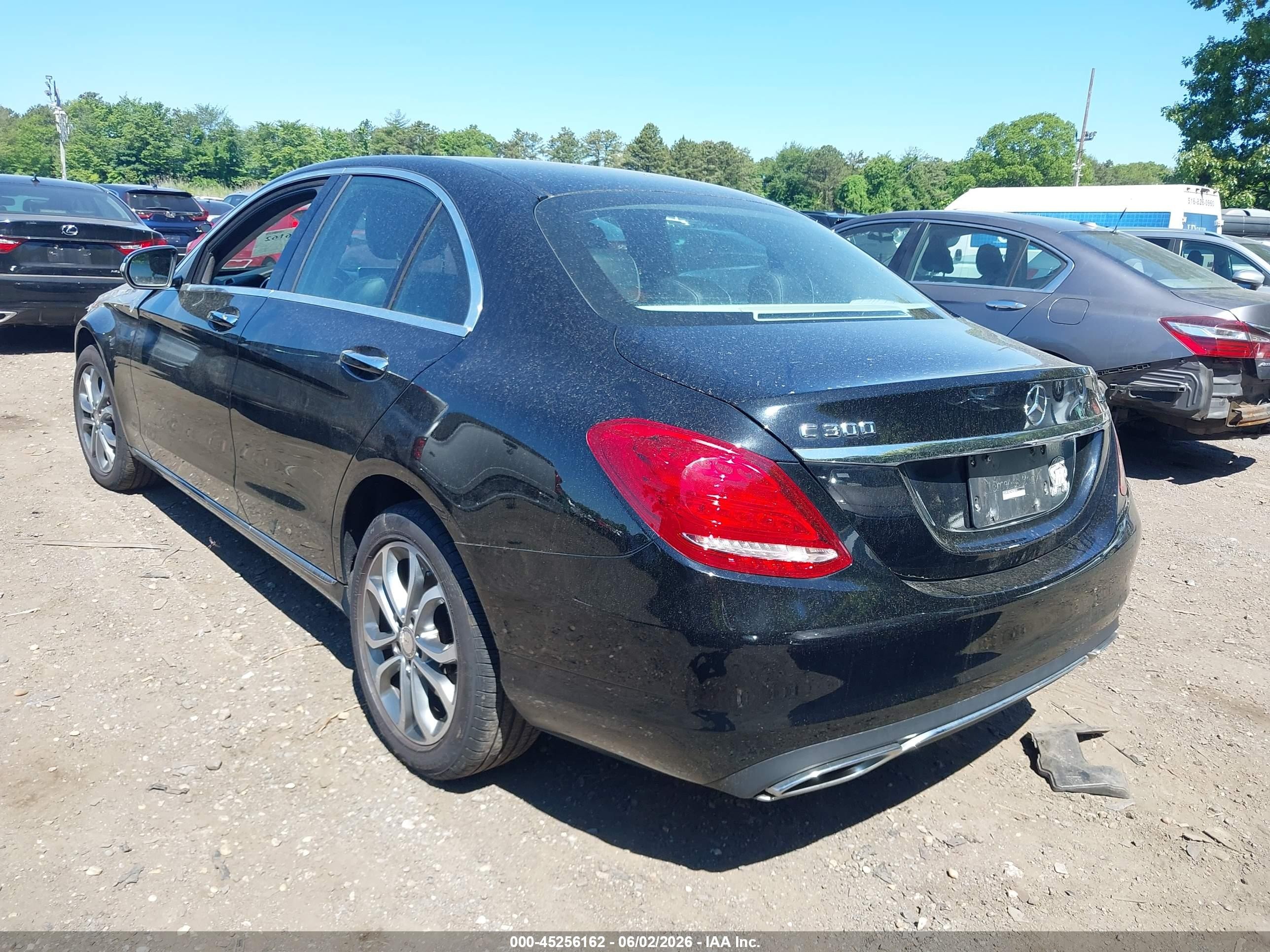 2015 Mercedes-benz C 300 4matic Black vin: 55SWF4KB1FU035816