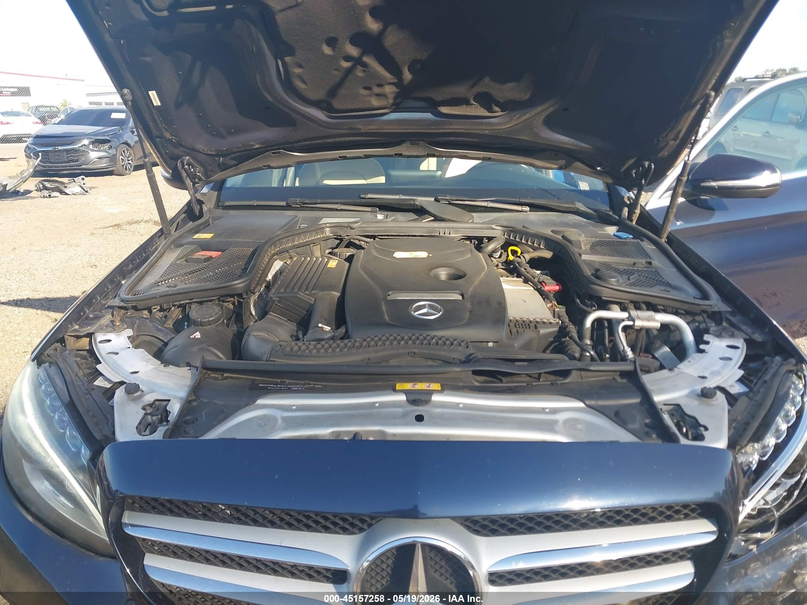 2015 Mercedes-benz C 300 4matic Blue vin: 55SWF4KB1FU038117