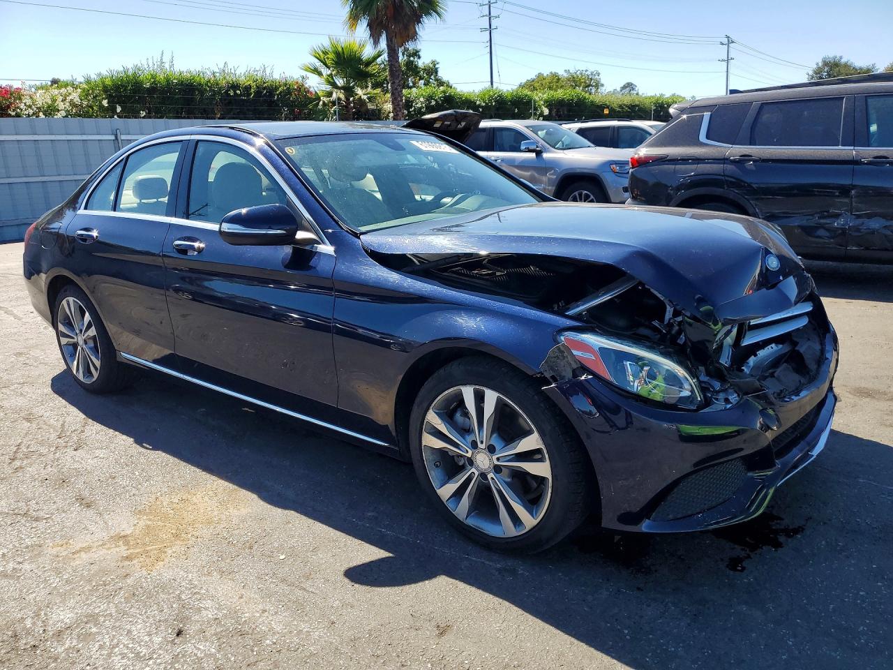 2015 Mercedes-benz C 300 4matic Blue vin: 55SWF4KB1FU040045