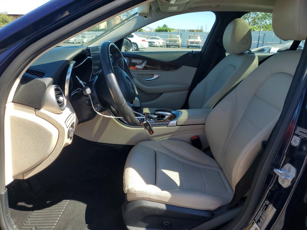 2015 Mercedes-benz C 300 4matic Blue vin: 55SWF4KB1FU040045