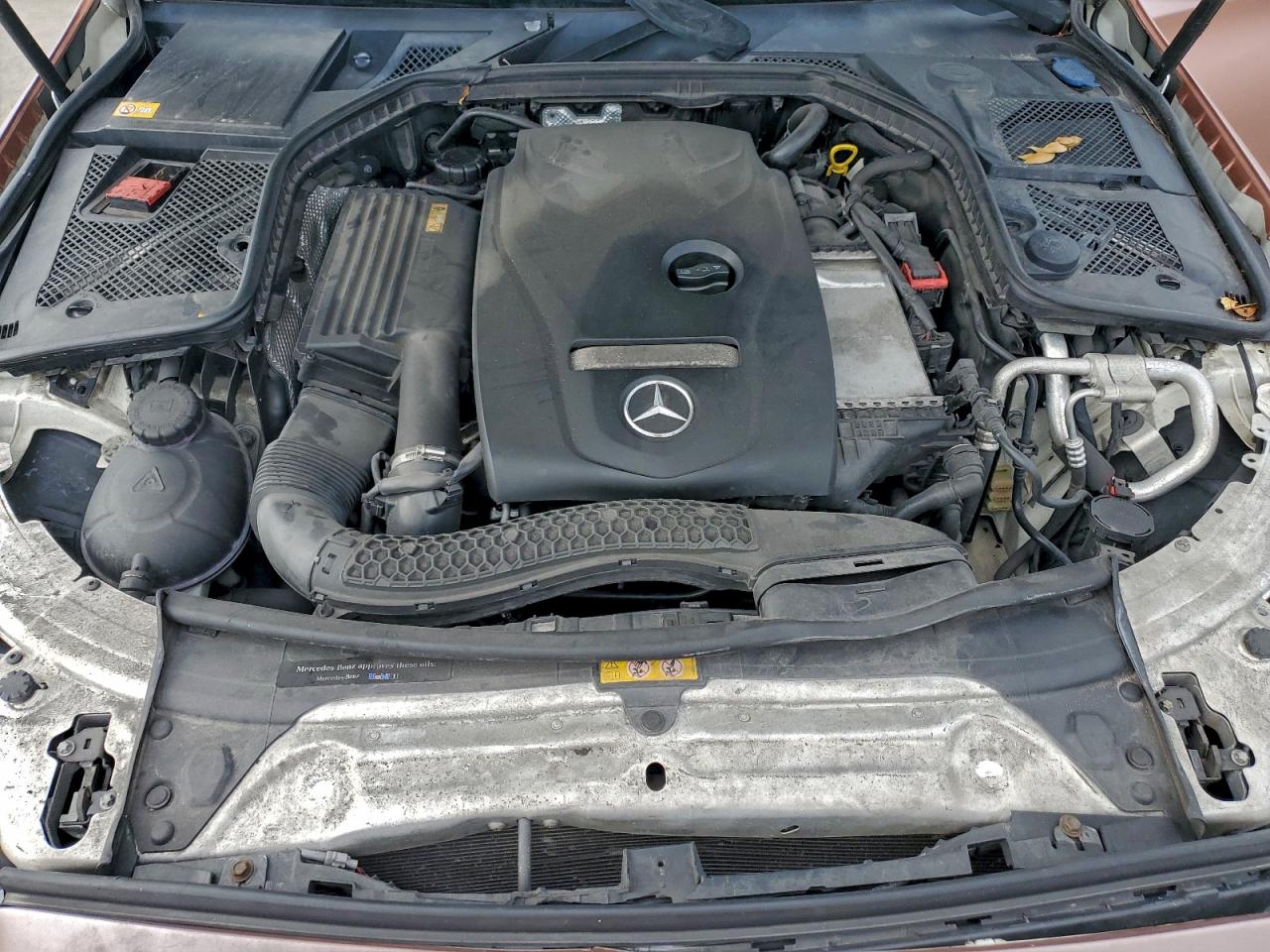 2015 Mercedes-benz C 300 4matic Розовый vin: 55SWF4KB1FU040479