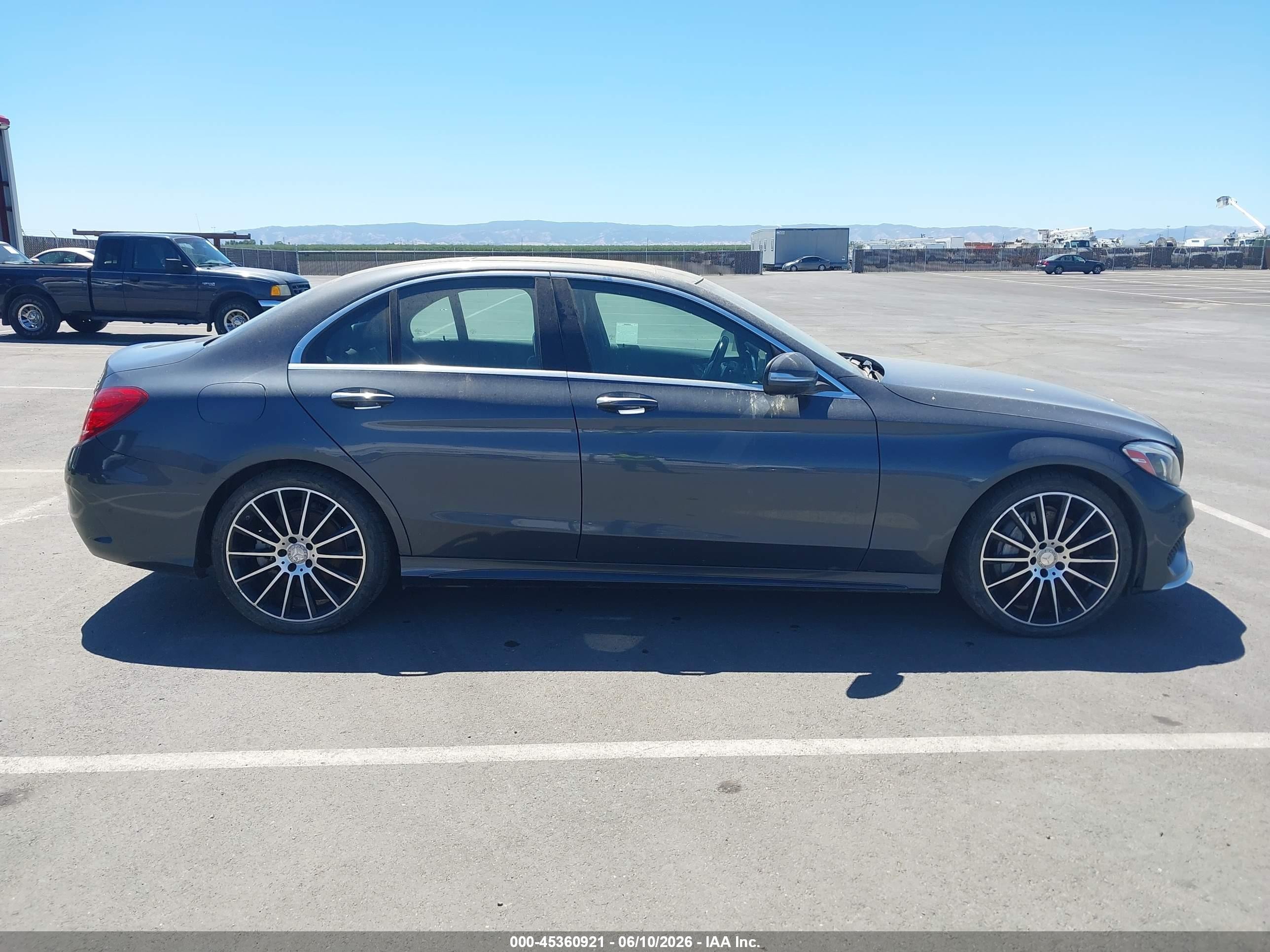 2015 Mercedes-benz C 300 Sport 4matic Gray vin: 55SWF4KB1FU040899