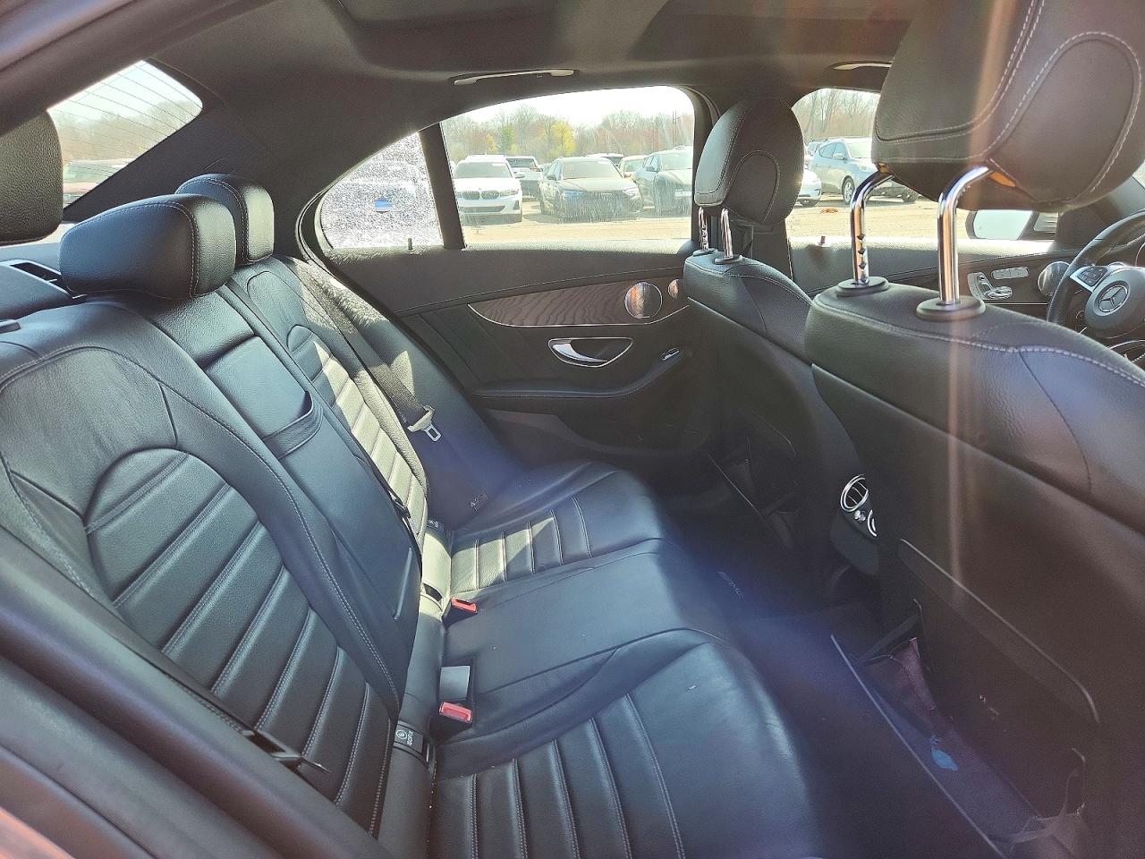 2015 Mercedes-benz C 300 4matic Silver vin: 55SWF4KB1FU050056