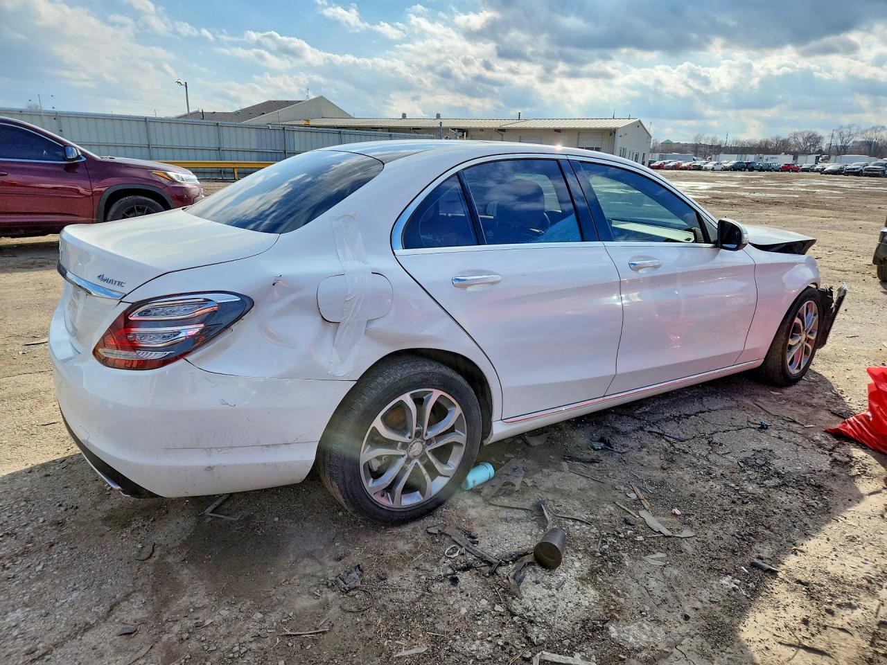 2015 Mercedes Benz C 300 4matic White vin: 55SWF4KB1FU052762