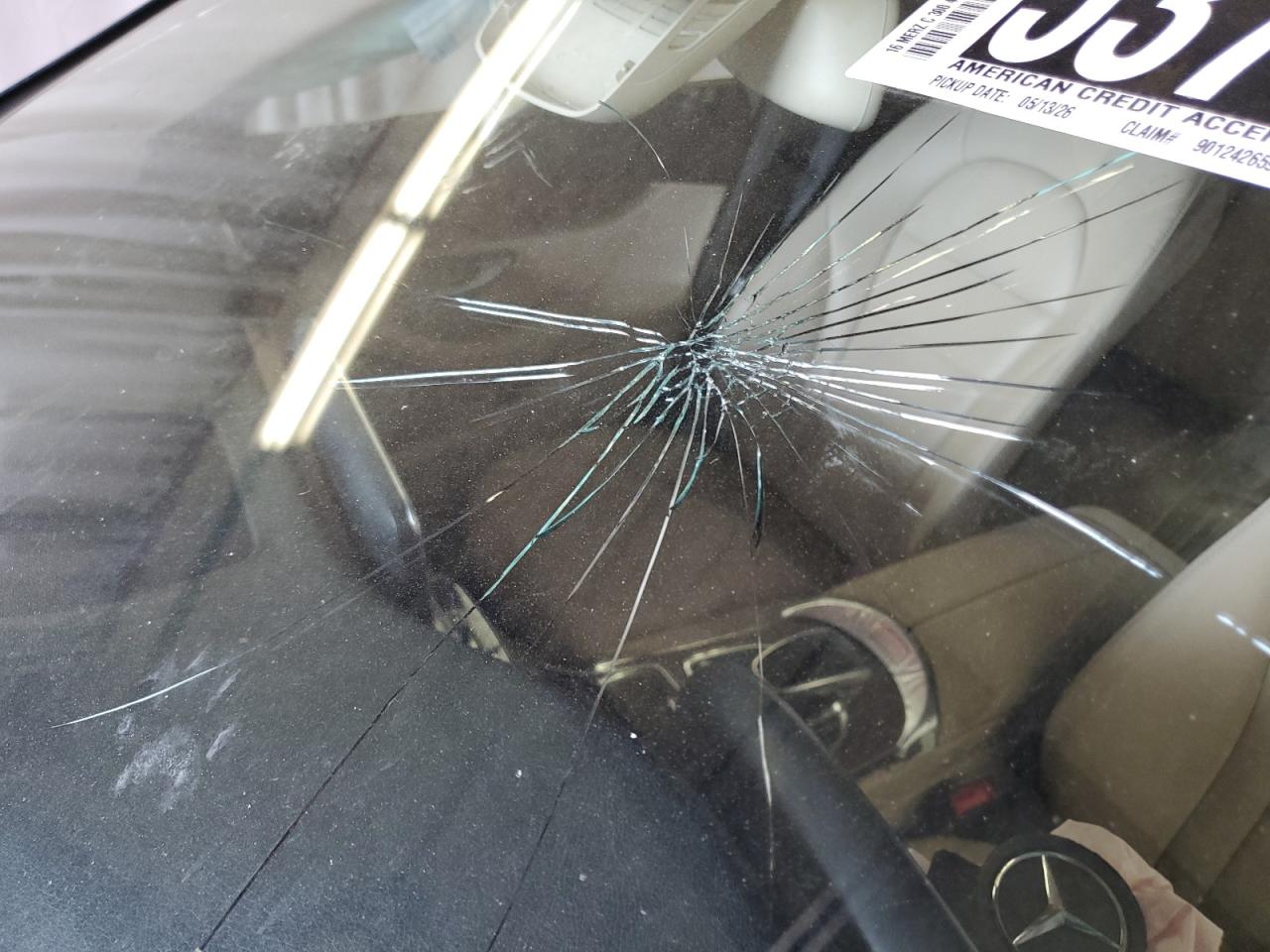 2016 Mercedes-benz C 300 4matic Коричневый vin: 55SWF4KB1GU120513 Damage: Windshield, Broken, Replacement Required
