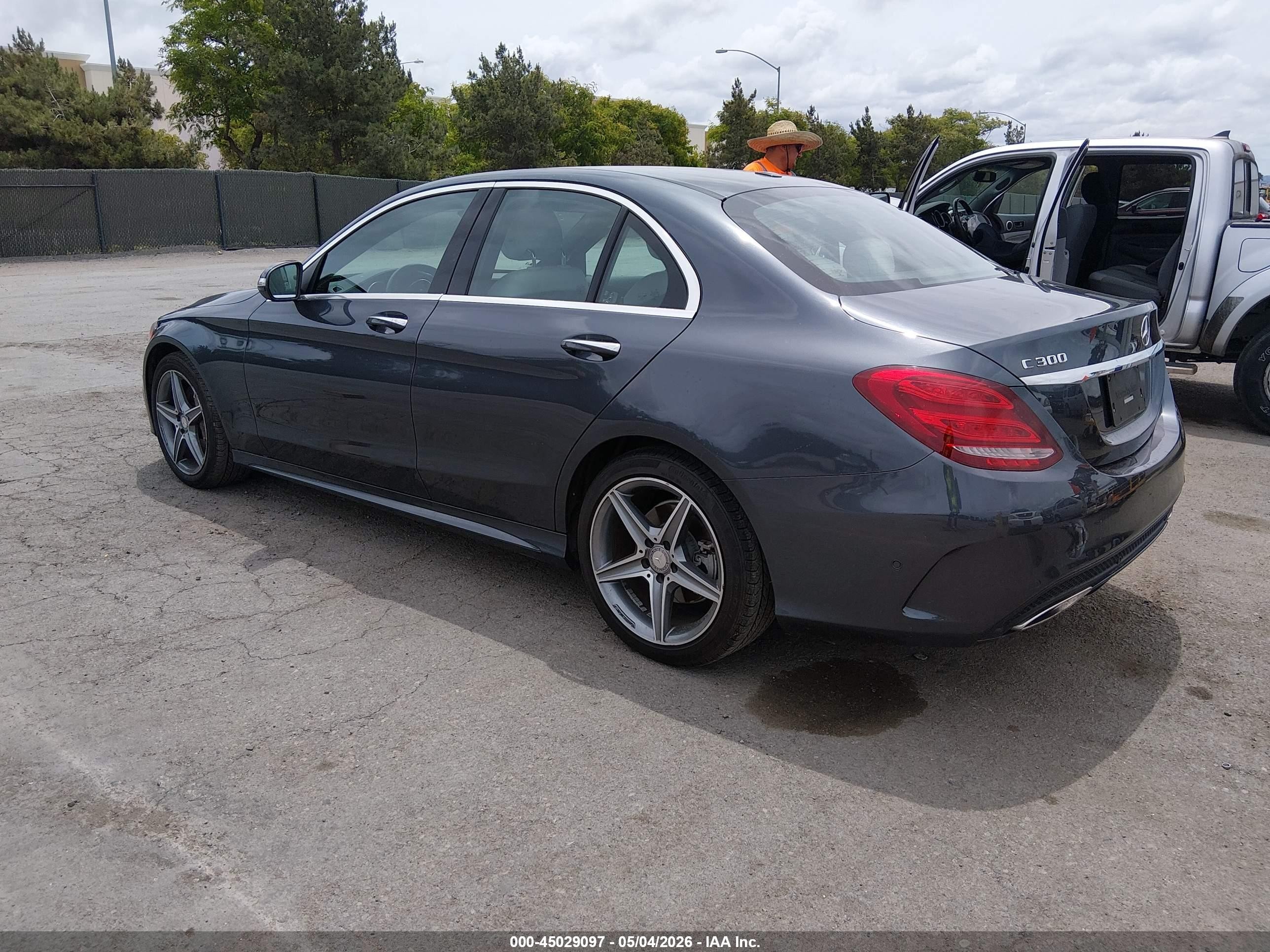 2015 Mercedes-benz C 300 Sport 4matic Gray vin: 55SWF4KB2FU008785