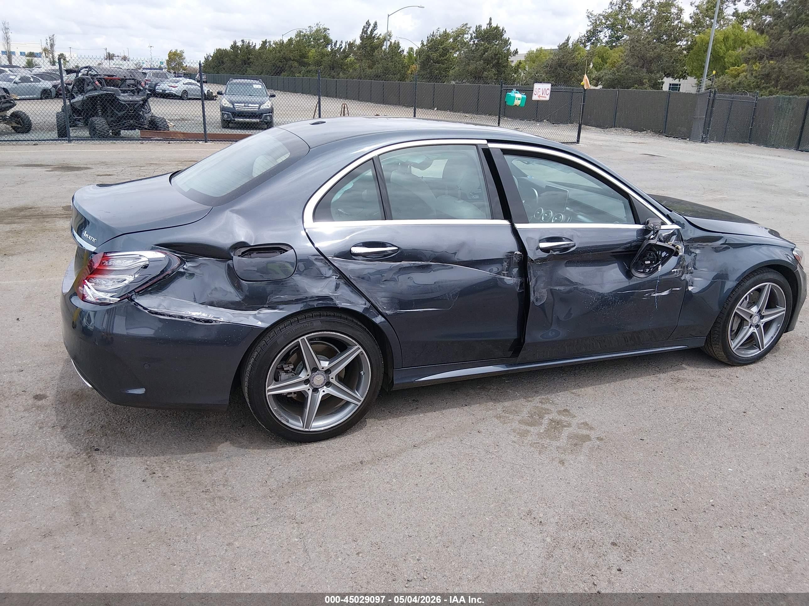 2015 Mercedes-benz C 300 Sport 4matic Gray vin: 55SWF4KB2FU008785