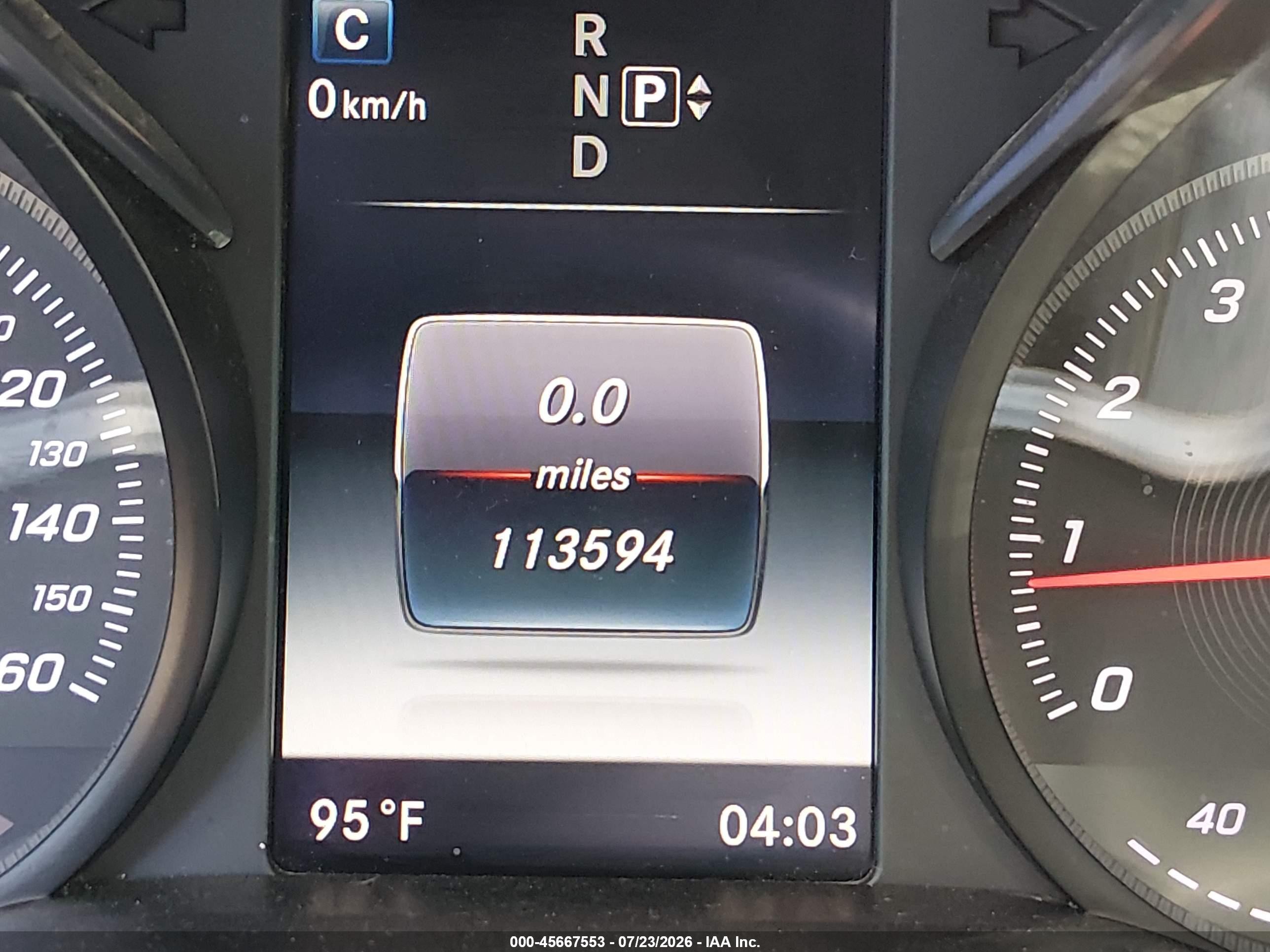 2015 Mercedes-benz C 300 4matic White vin: 55SWF4KB2FU008818