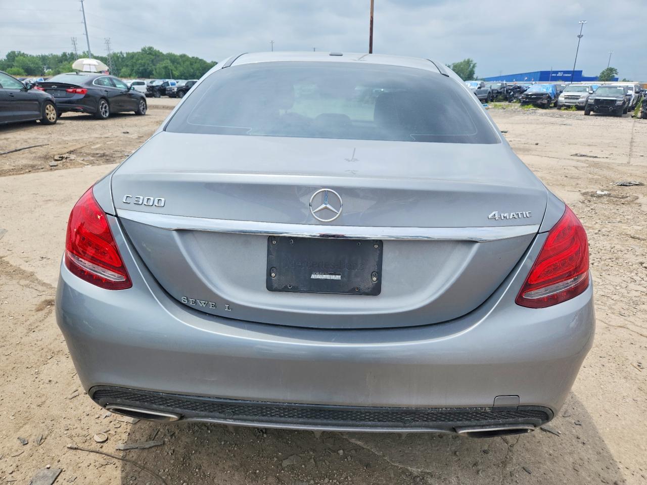 2015 Mercedes-benz C 300 4matic Silver vin: 55SWF4KB2FU016451