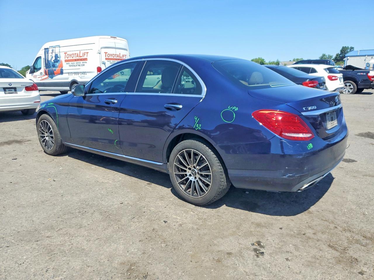 2015 Mercedes-benz C 300 4matic Синий vin: 55SWF4KB2FU038918