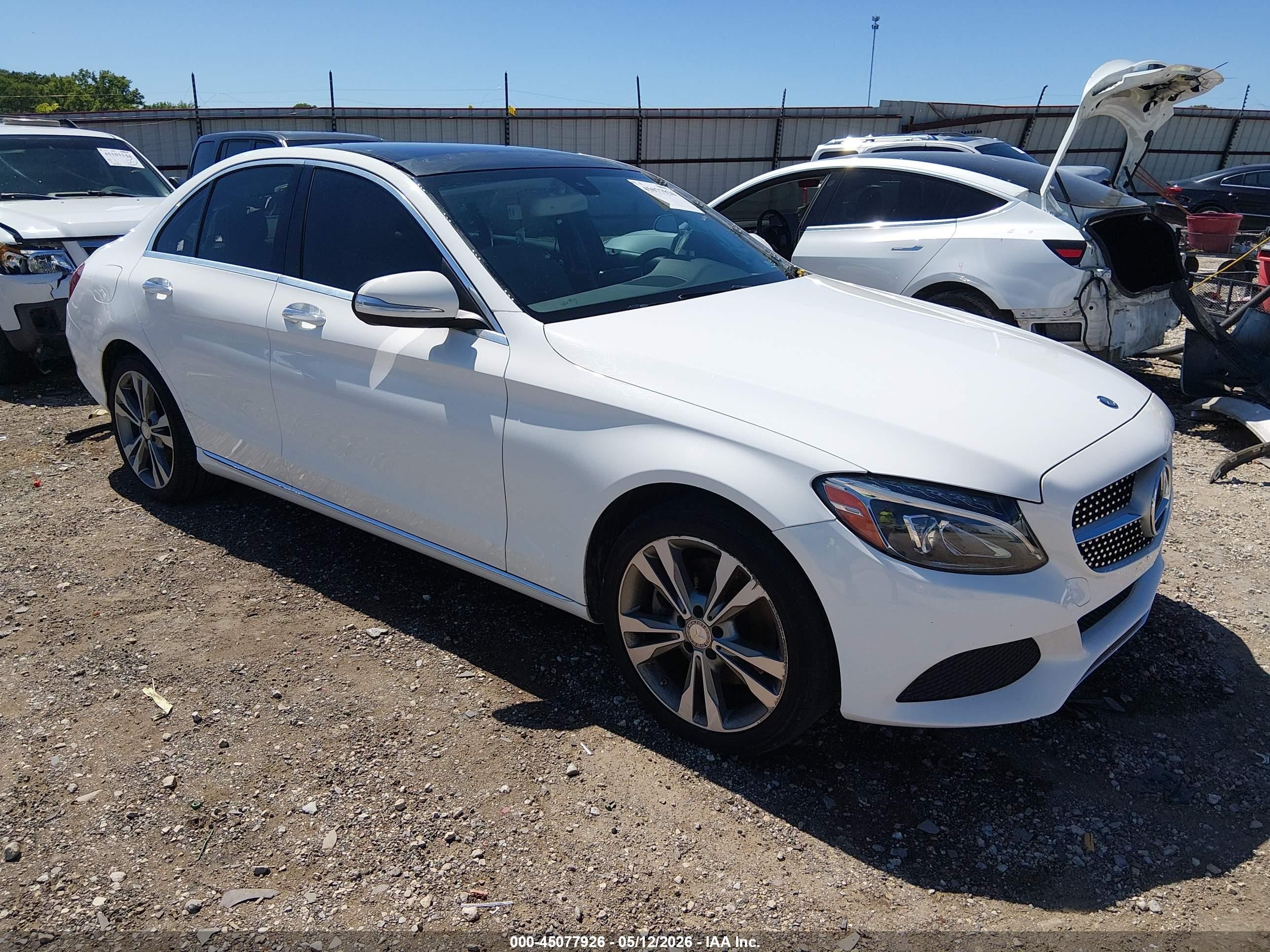 2015 Mercedes-benz C 300 4matic/luxury 4matic/sport 4matic White vin: 55SWF4KB2FU040295
