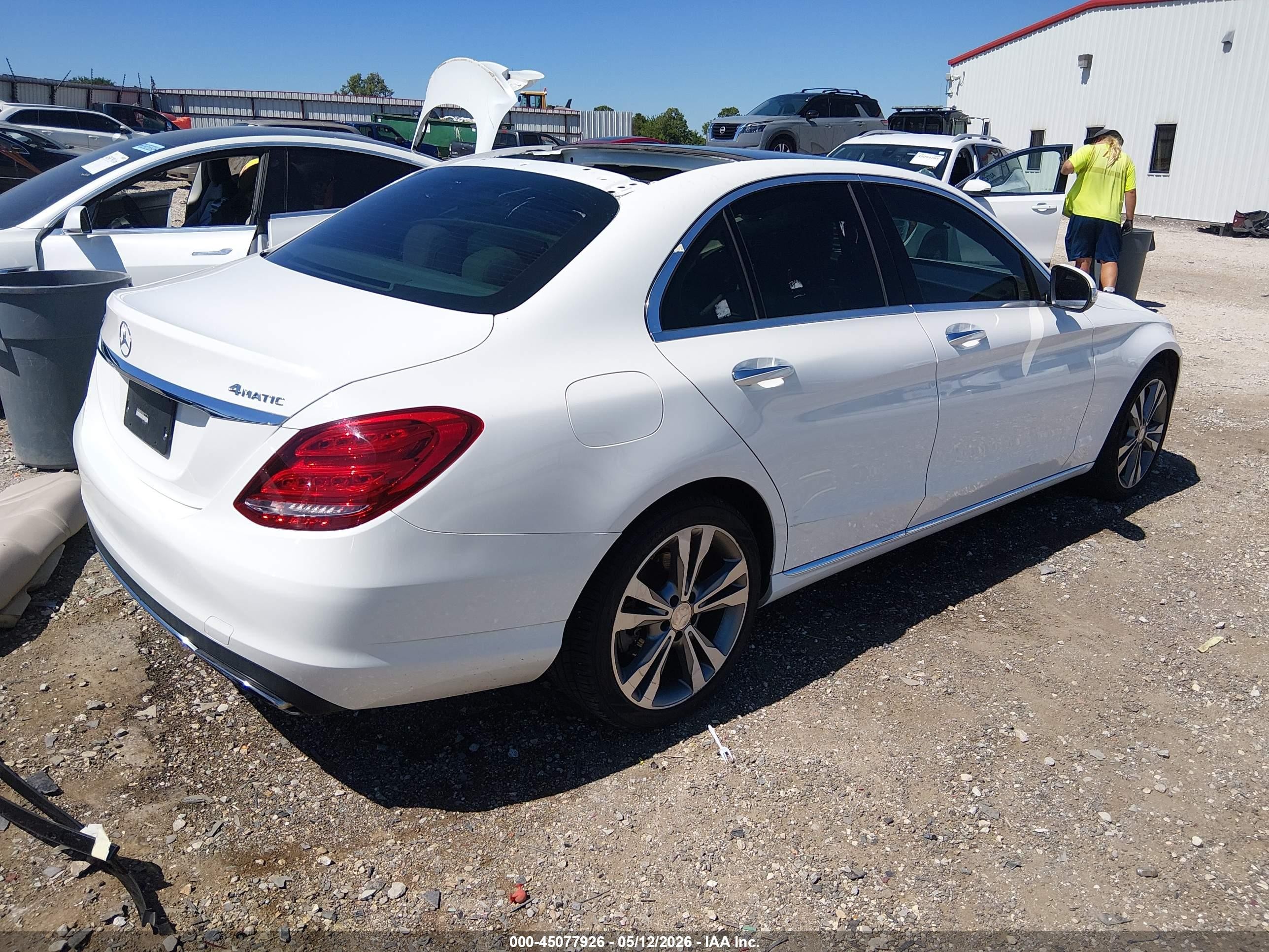 2015 Mercedes-benz C 300 4matic/luxury 4matic/sport 4matic White vin: 55SWF4KB2FU040295