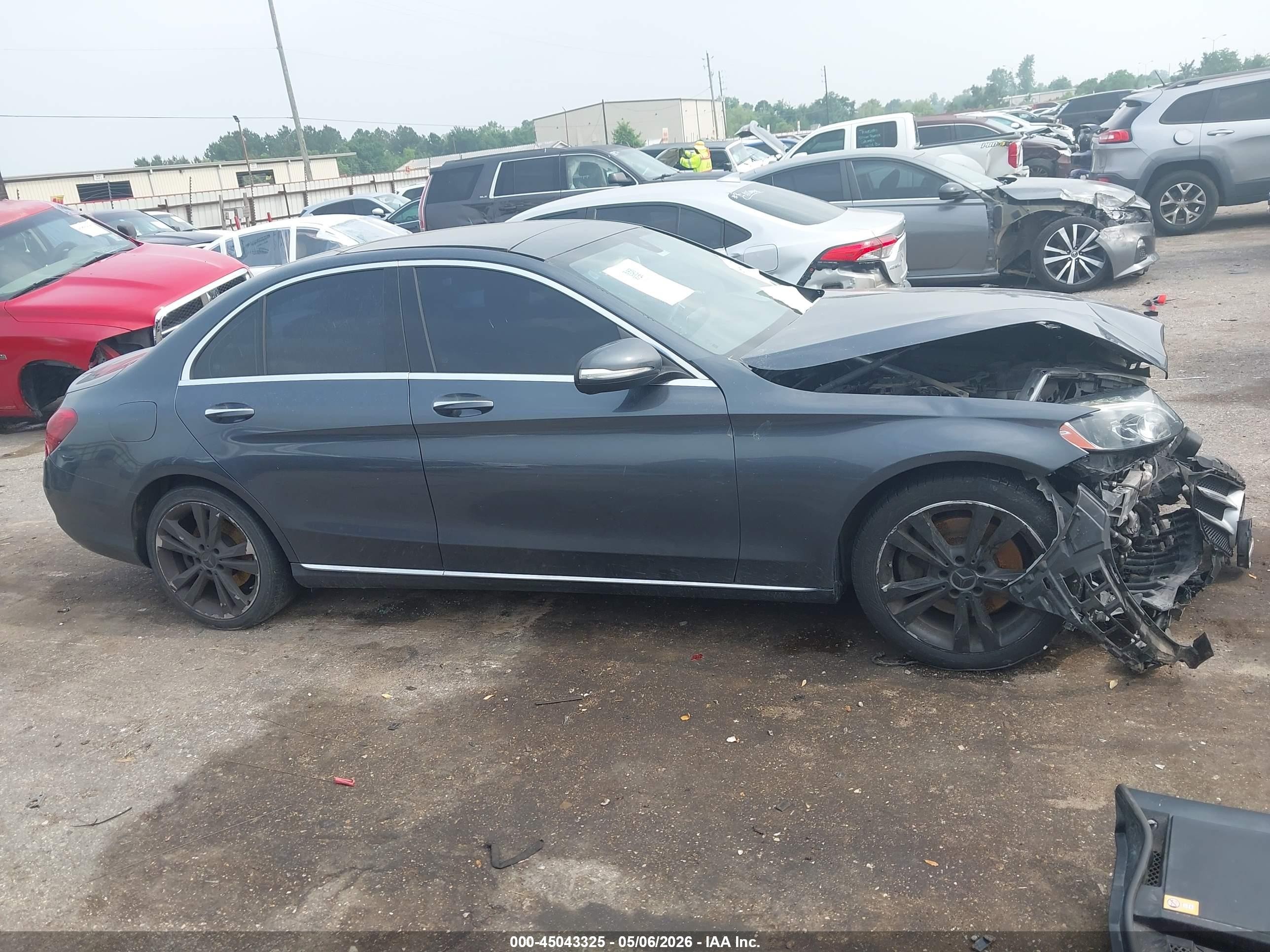 2015 Mercedes-benz C 300 4matic Gray vin: 55SWF4KB2FU049370