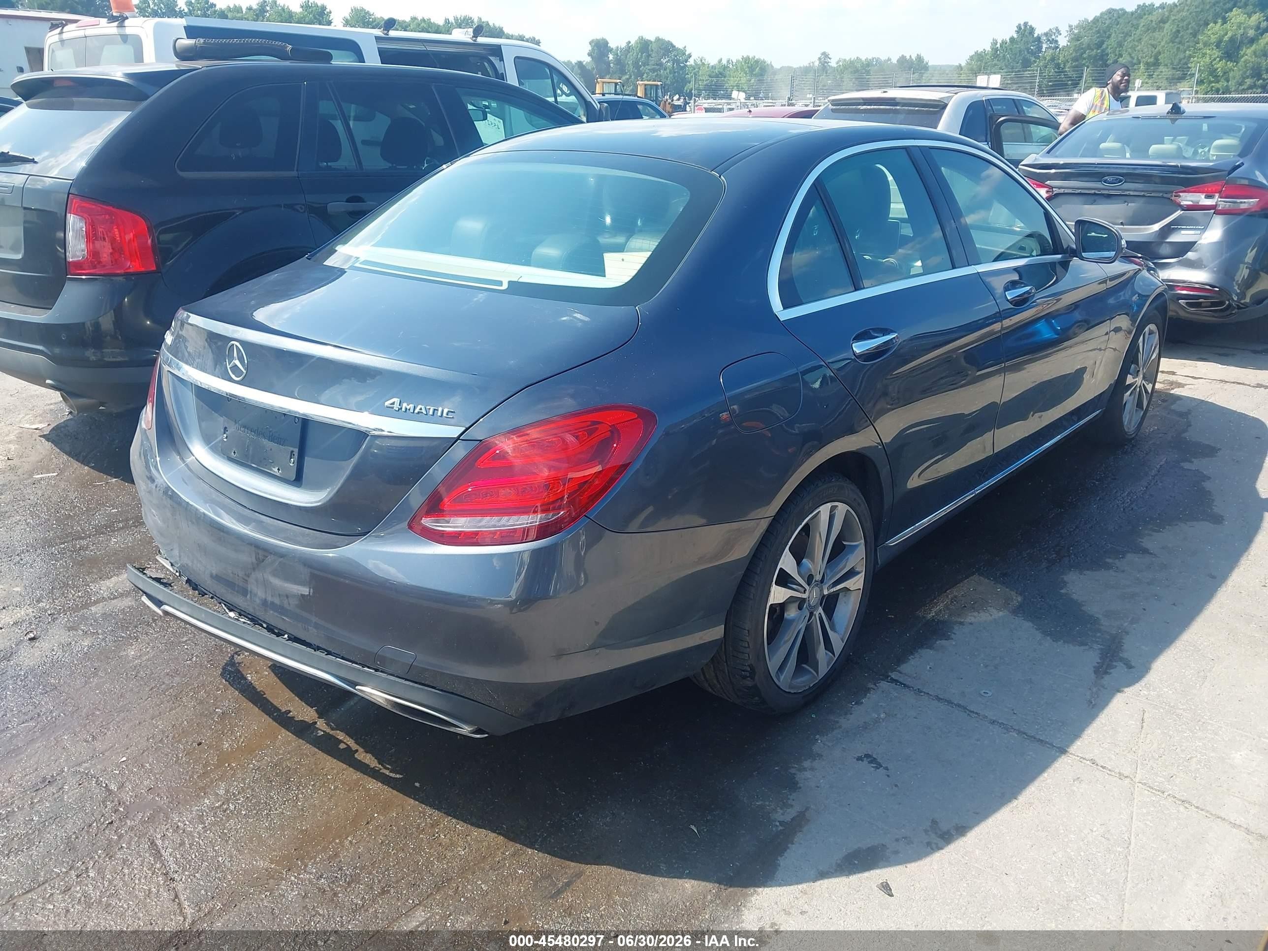 2015 Mercedes-benz C 300 4matic Gray vin: 55SWF4KB2FU076505