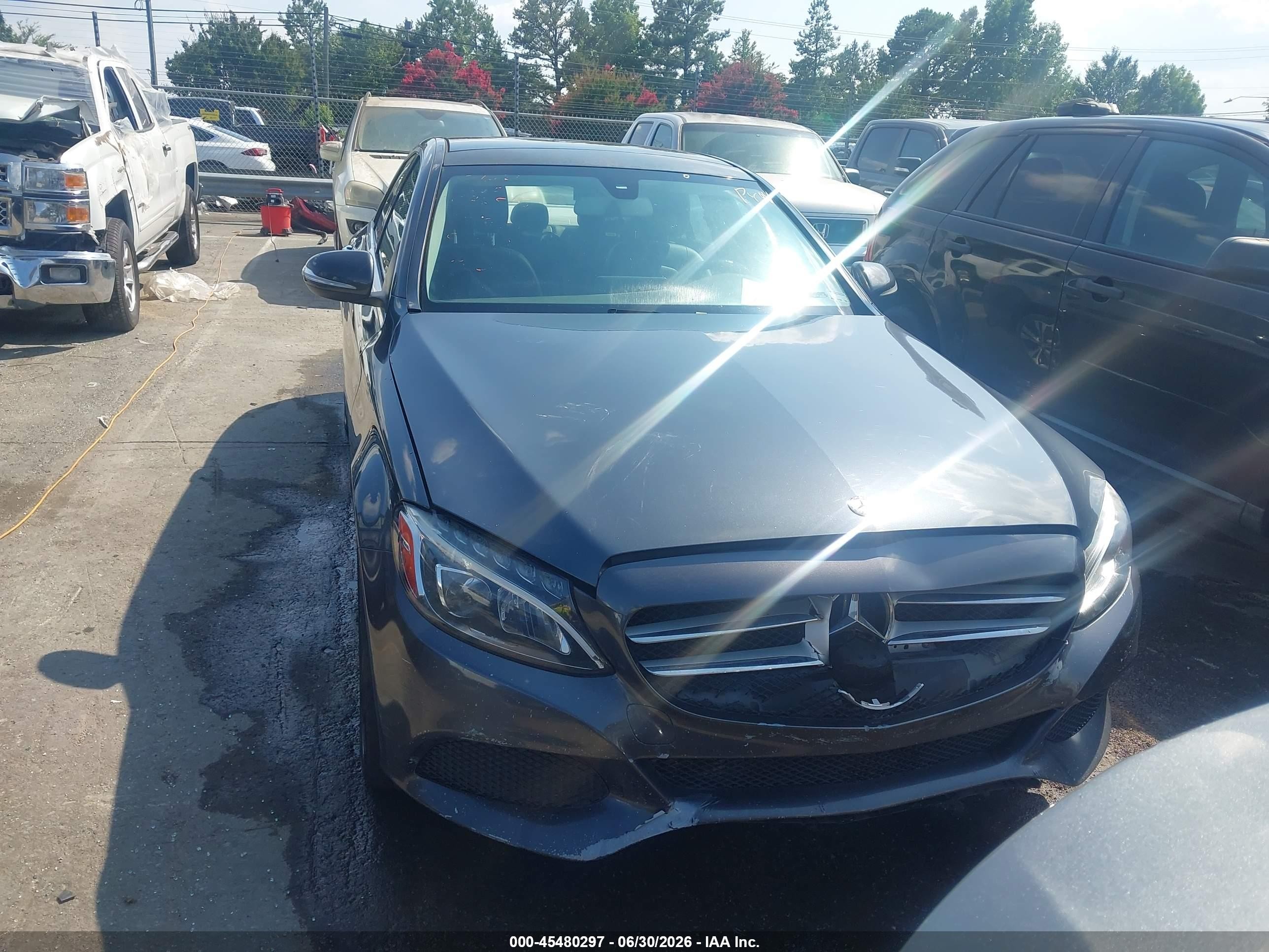 2015 Mercedes-benz C 300 4matic Gray vin: 55SWF4KB2FU076505