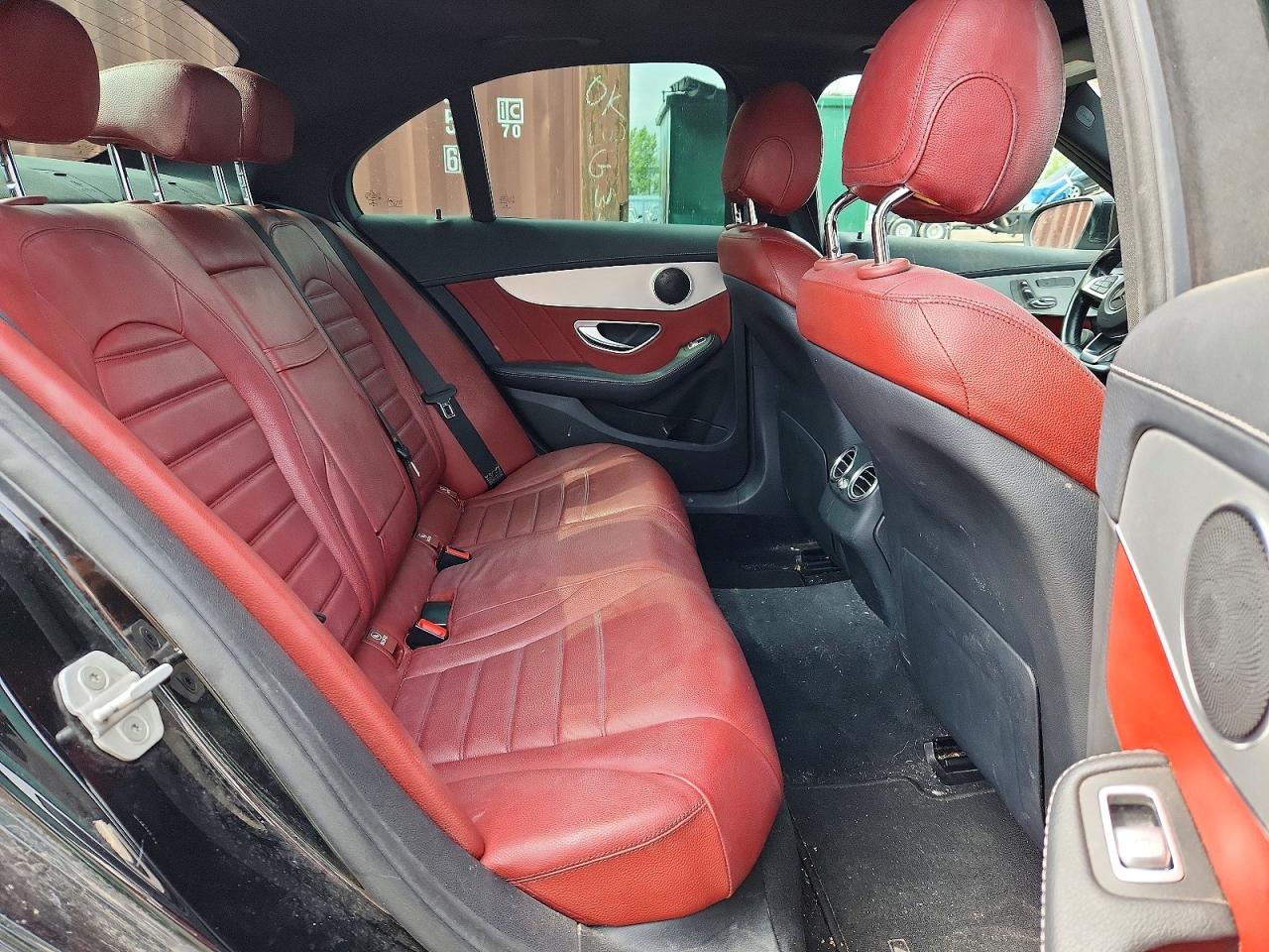 2015 Mercedes-benz C 300 4matic Black vin: 55SWF4KB2FU091103