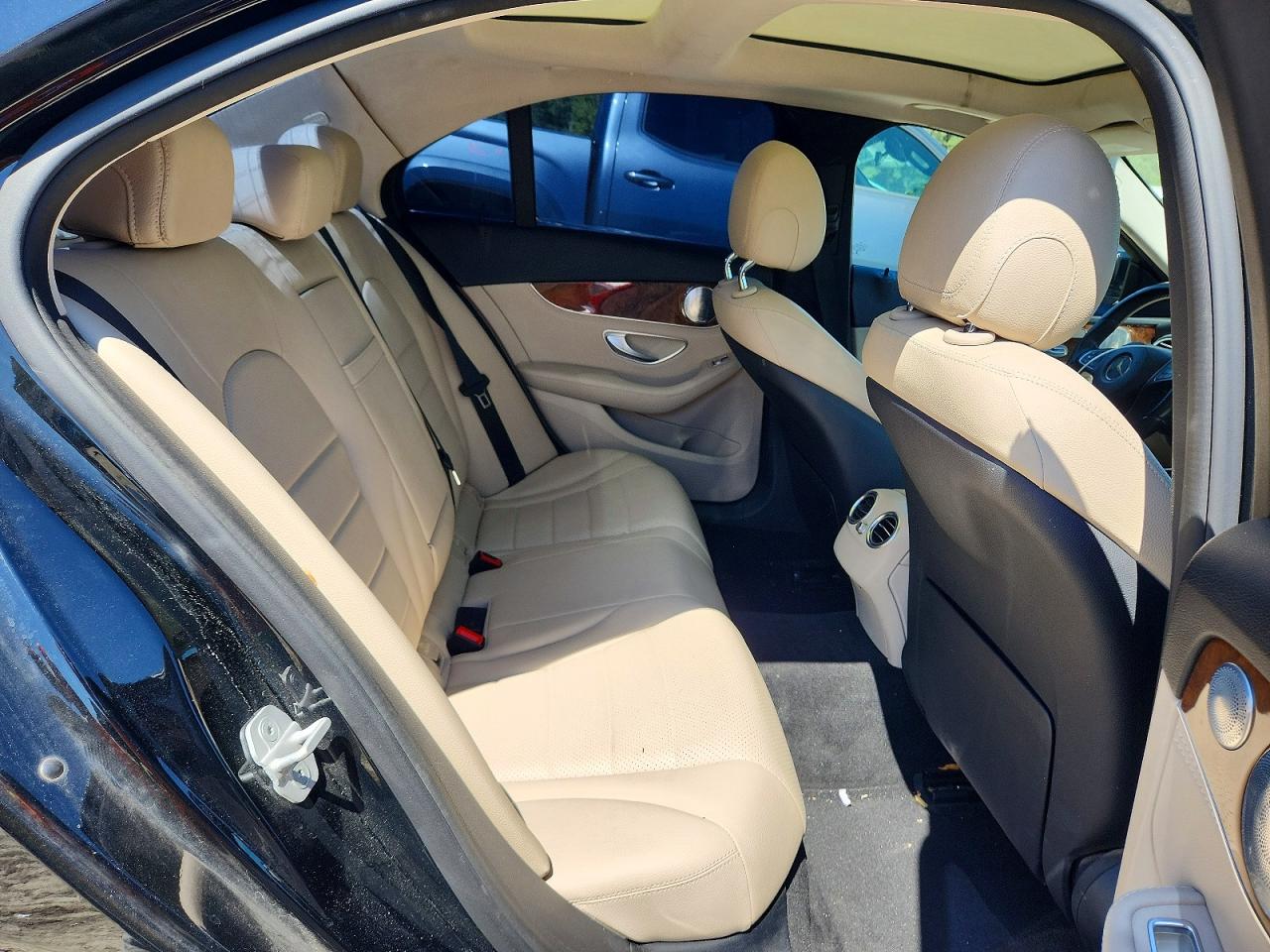 2015 Mercedes-benz C 300 4matic Black vin: 55SWF4KB3FU003062
