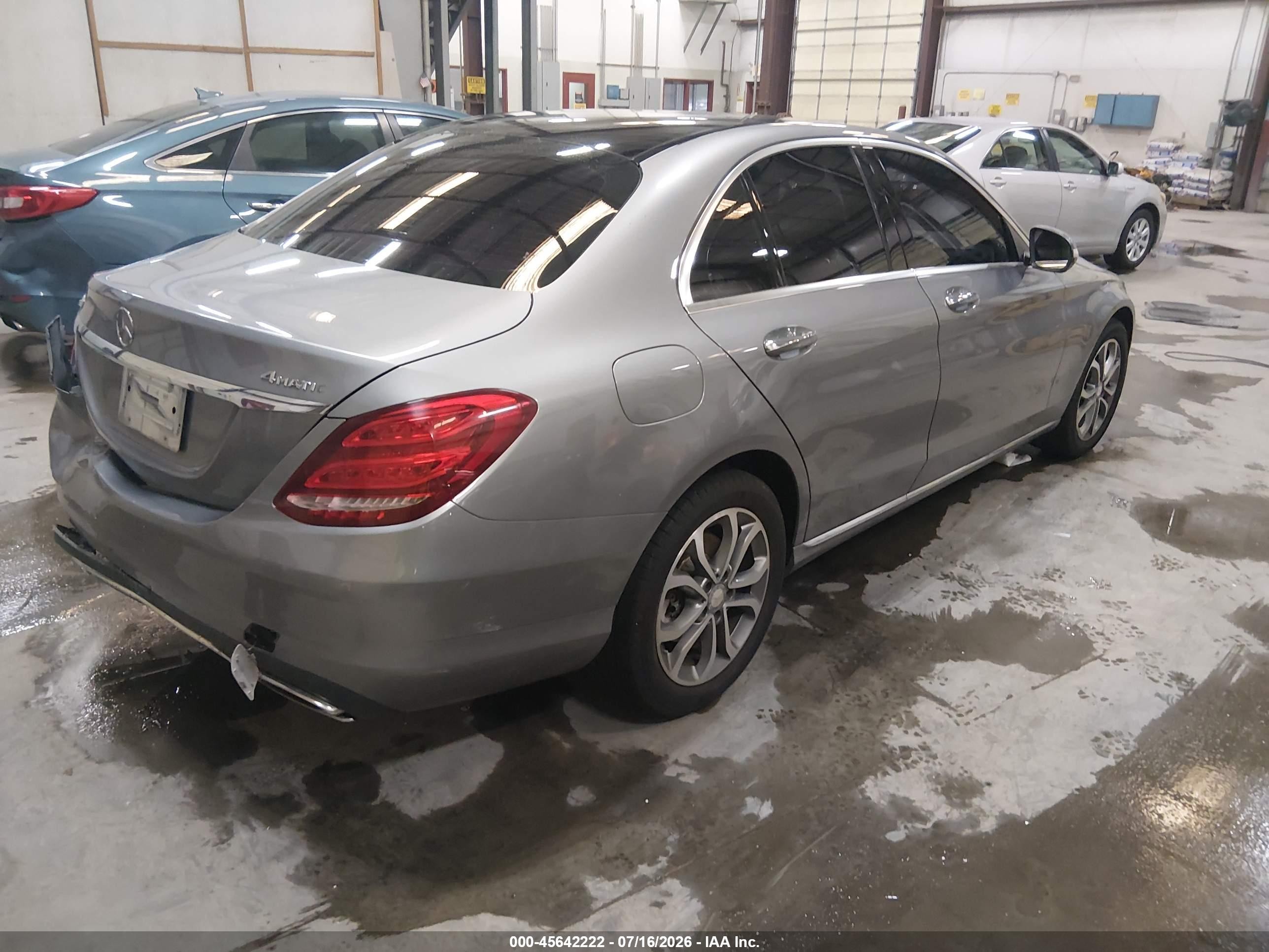 2015 Mercedes-benz C 300 4matic Silver vin: 55SWF4KB3FU006964