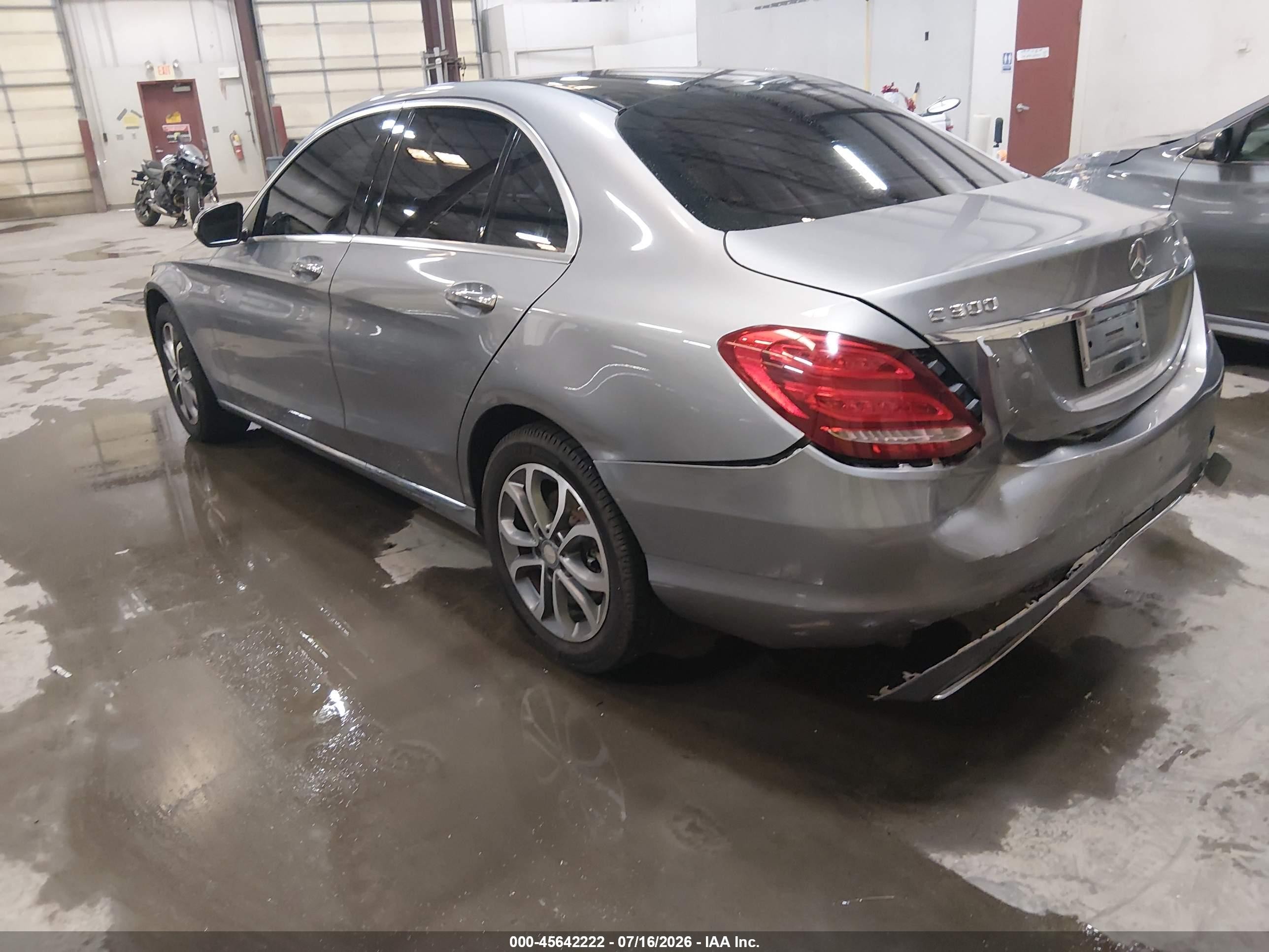 2015 Mercedes-benz C 300 4matic Silver vin: 55SWF4KB3FU006964