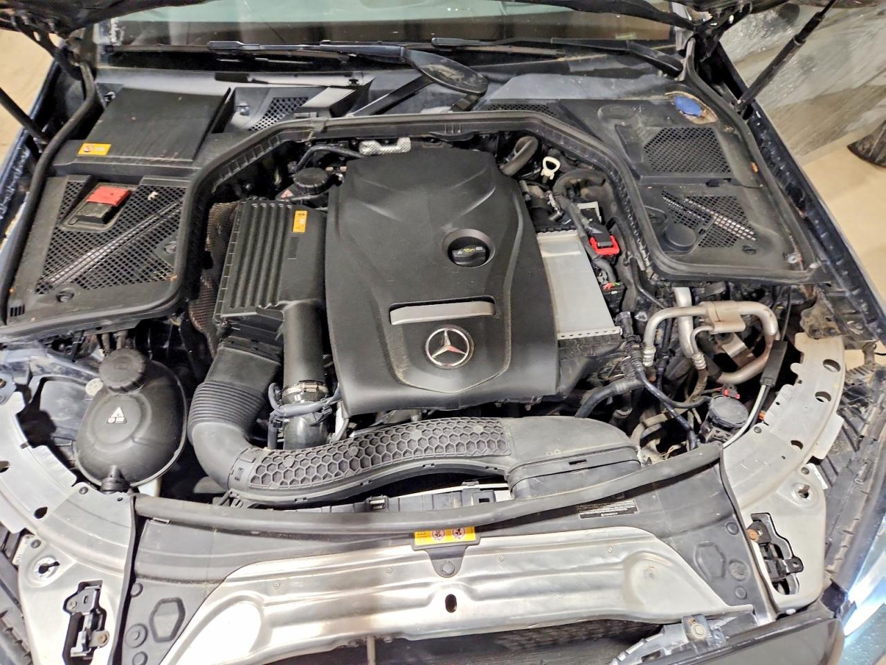 2015 Mercedes-benz C 300 4matic Gray vin: 55SWF4KB3FU007936