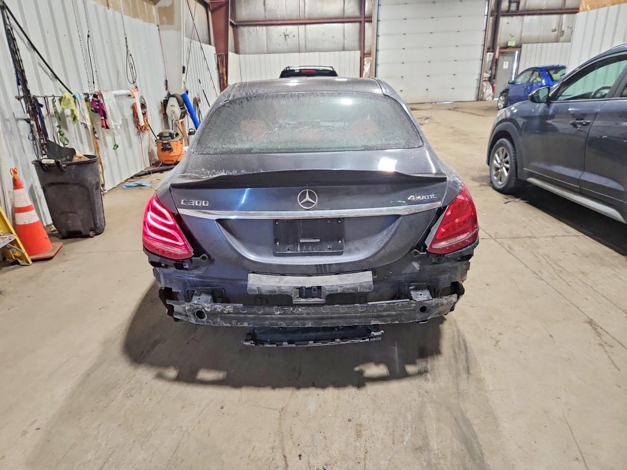 2015 Mercedes-benz C 300 4matic Gray vin: 55SWF4KB3FU007936