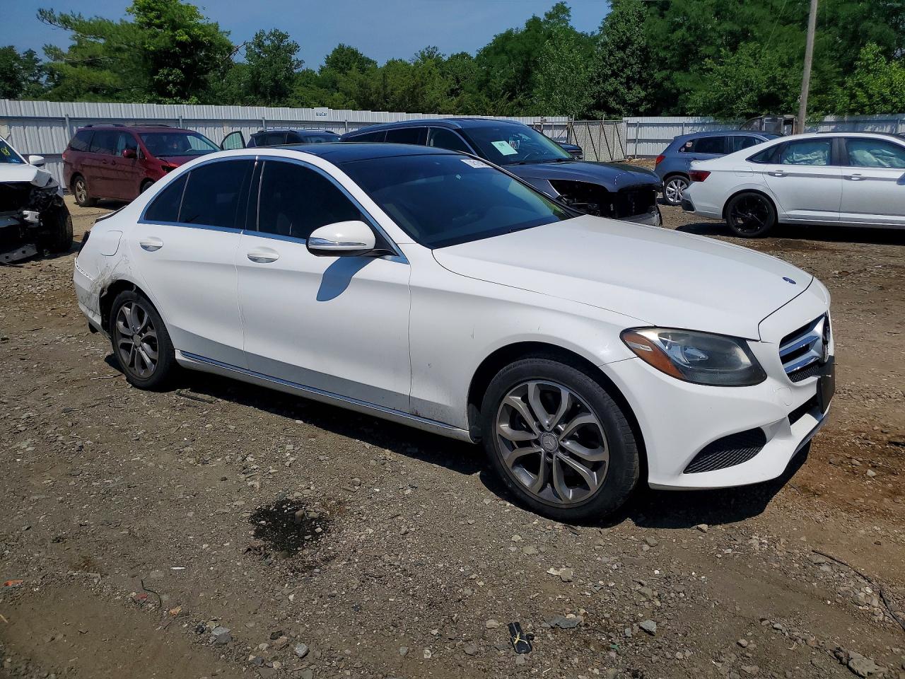 2015 Mercedes-benz C 300 4matic White vin: 55SWF4KB3FU010531