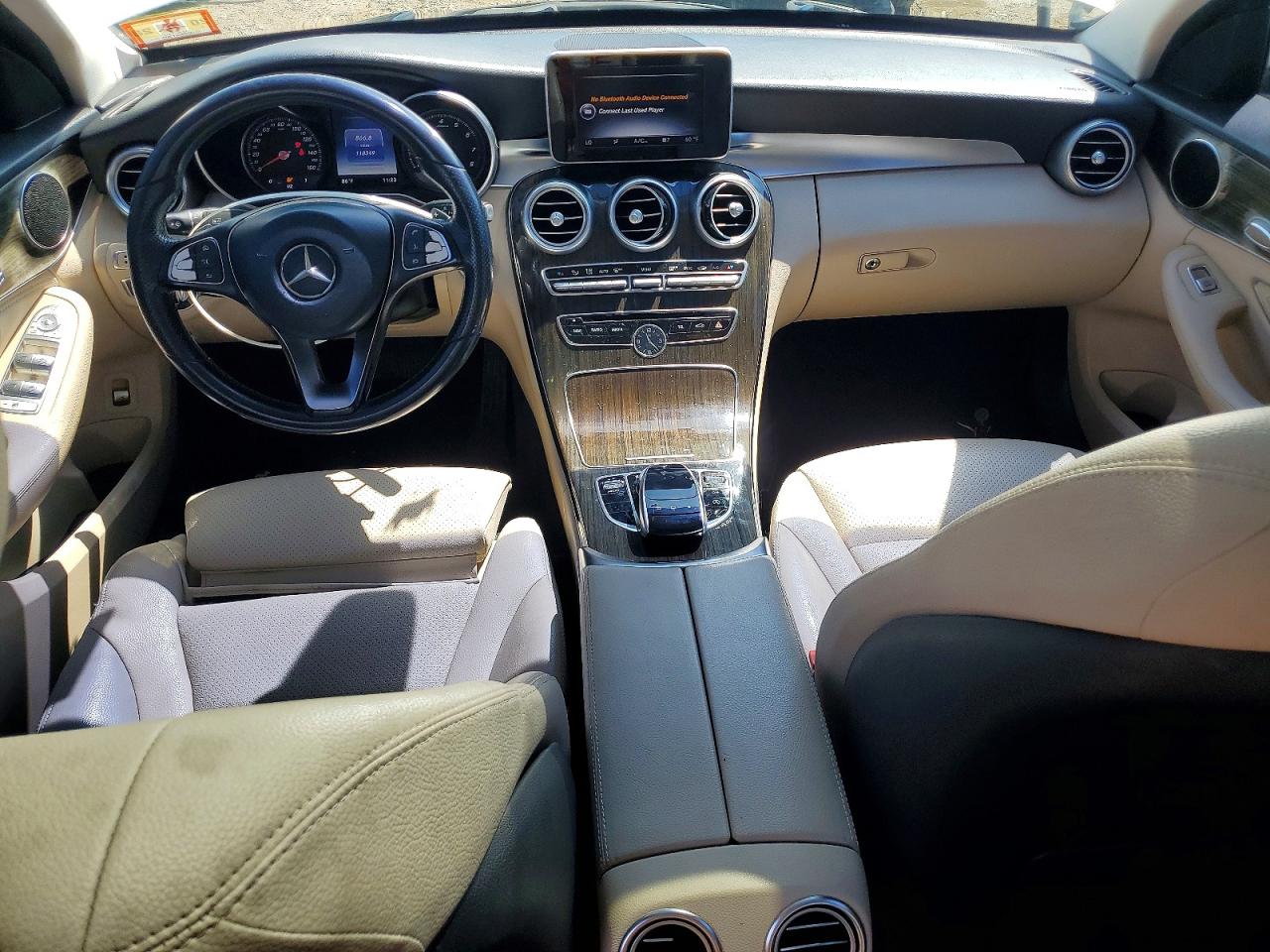 2015 Mercedes-benz C 300 4matic White vin: 55SWF4KB3FU010531