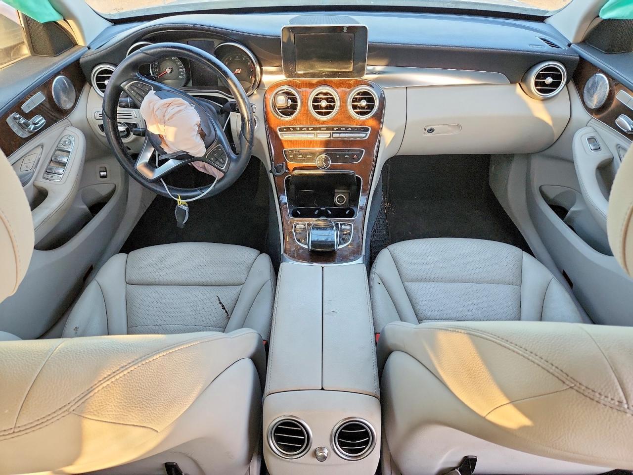 2015 Mercedes-benz C 300 4matic Silver vin: 55SWF4KB3FU027359