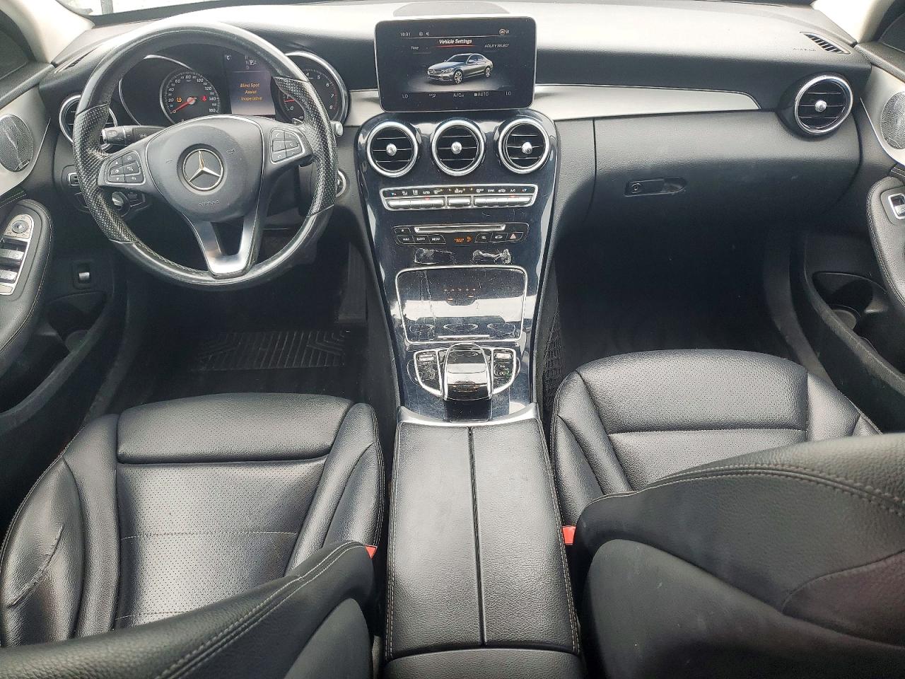 2015 Mercedes-benz C 300 4matic White vin: 55SWF4KB3FU028351