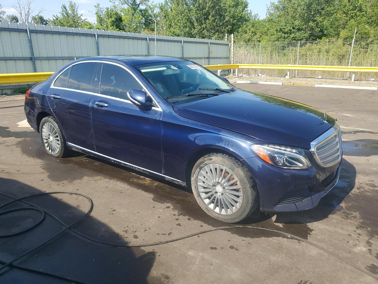2015 Mercedes-benz C 300 4matic Blue vin: 55SWF4KB3FU034604