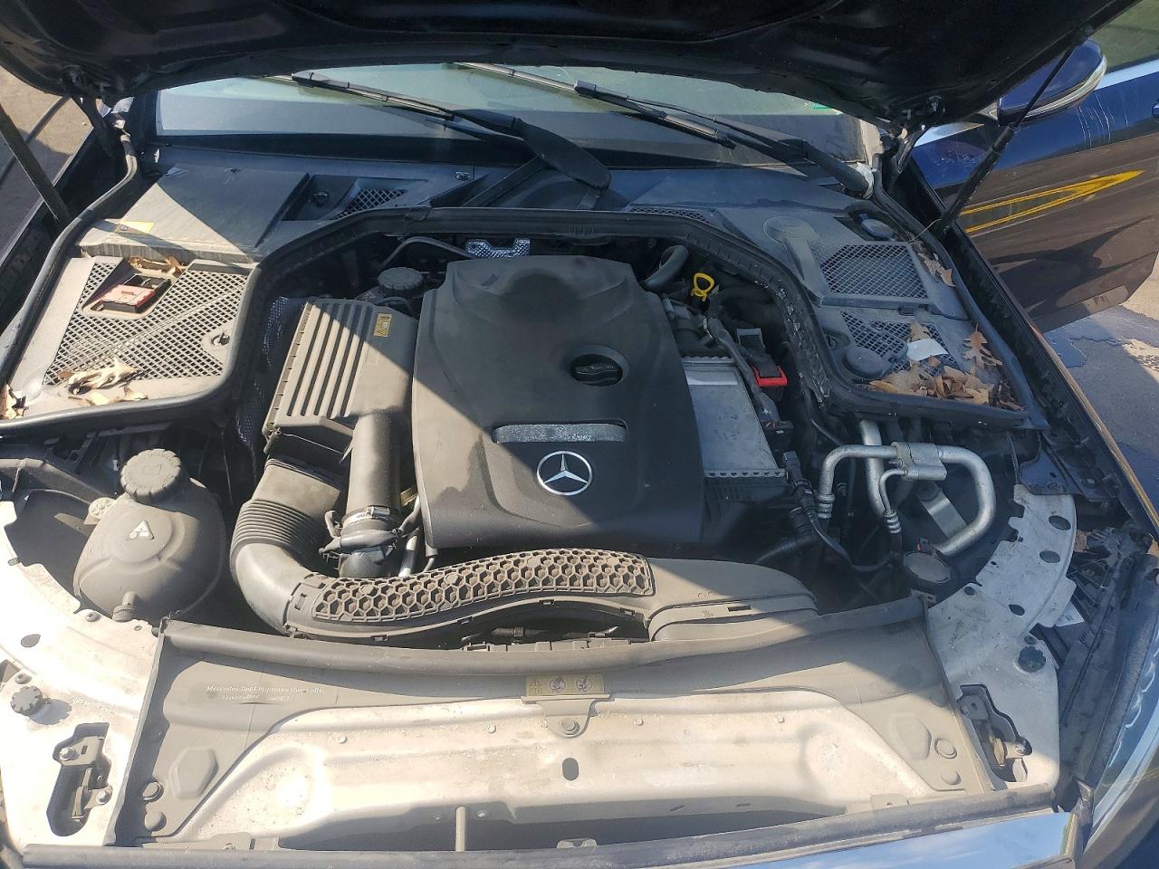 2015 Mercedes-benz C 300 4matic Blue vin: 55SWF4KB3FU034604