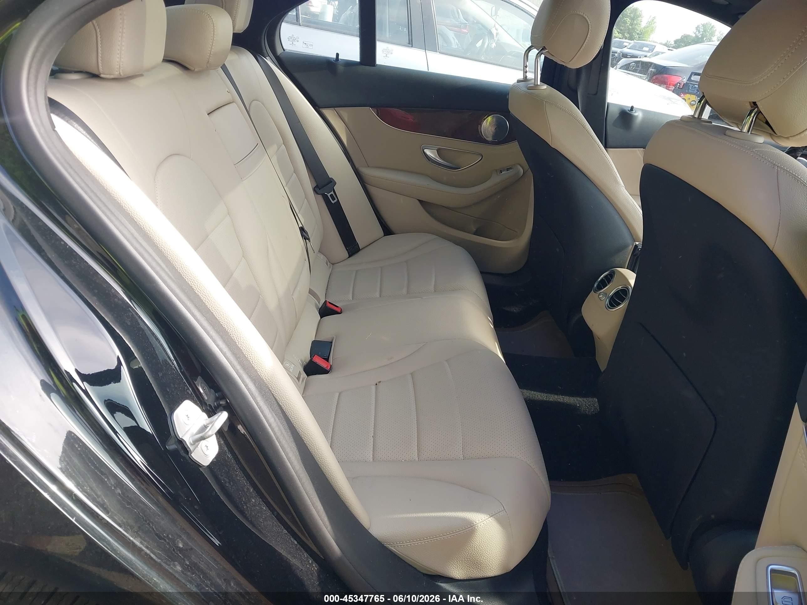 2015 Mercedes-benz C 300 4matic Black vin: 55SWF4KB3FU058966