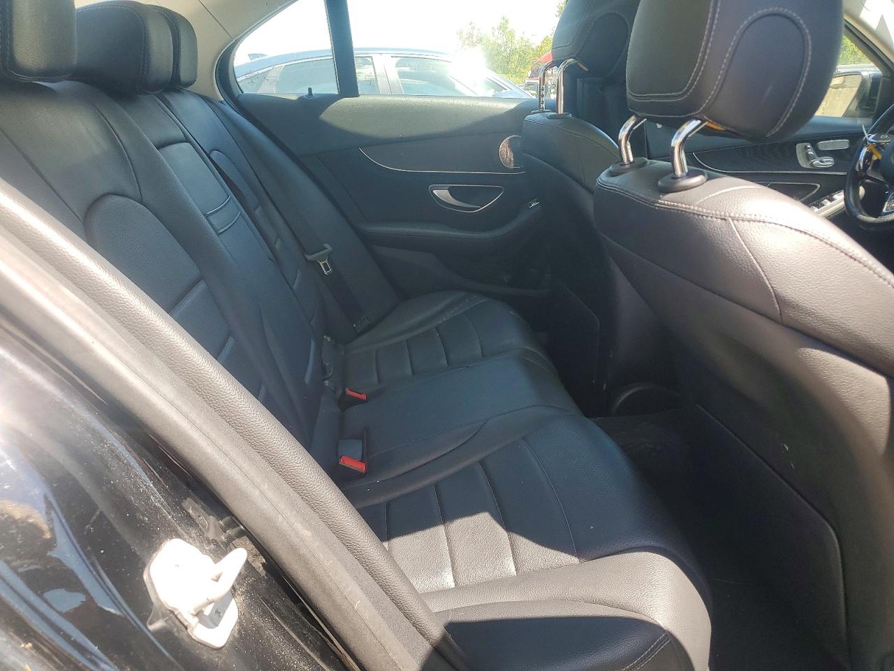 2015 Mercedes-benz C 300 4matic Black vin: 55SWF4KB3FU061088