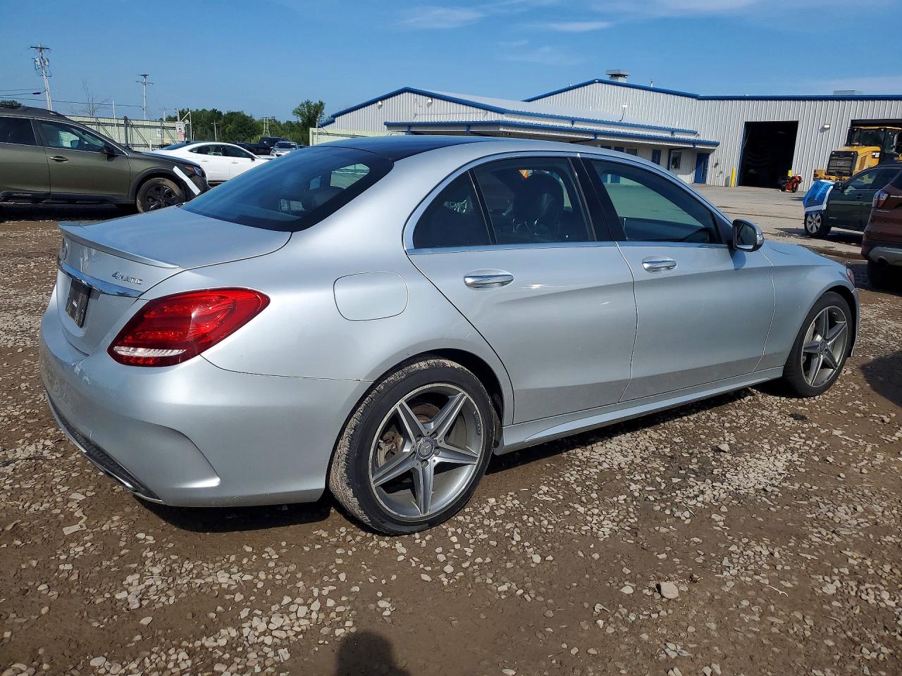 2015 Mercedes-benz C 300 4matic Silver vin: 55SWF4KB3FU061379
