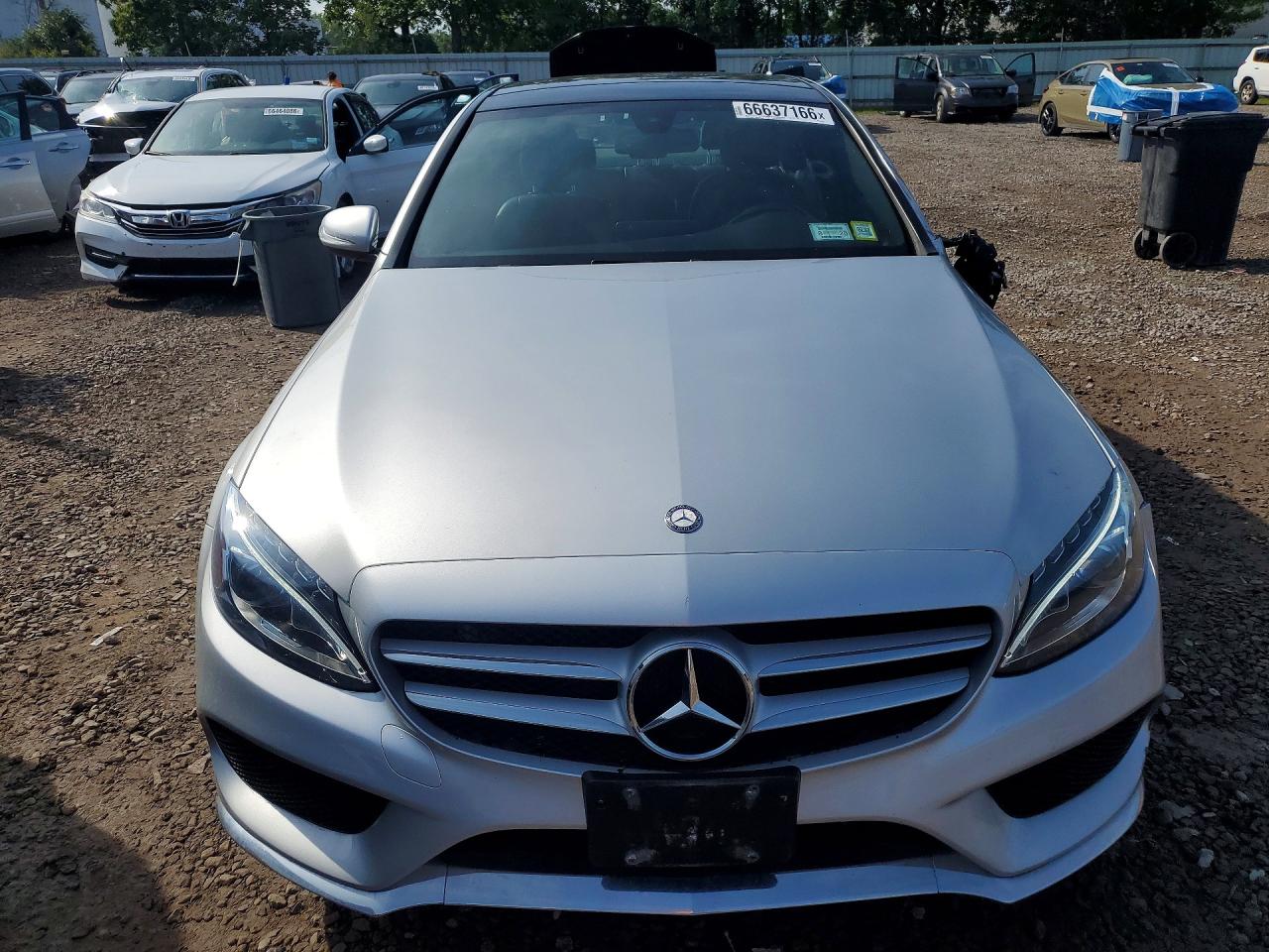 2015 Mercedes-benz C 300 4matic Silver vin: 55SWF4KB3FU061379