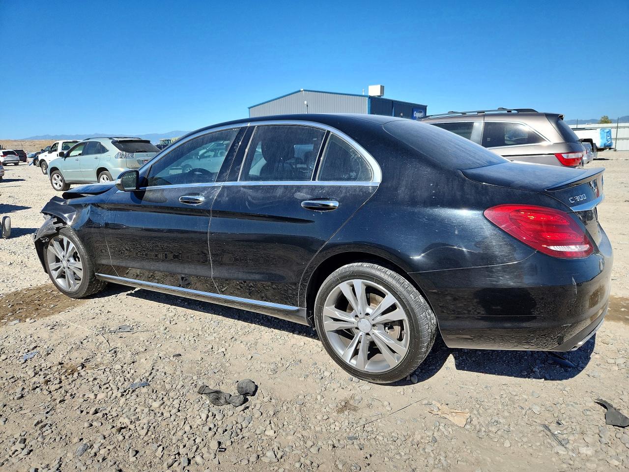 2015 Mercedes-benz C 300 4matic Черный vin: 55SWF4KB3FU070129