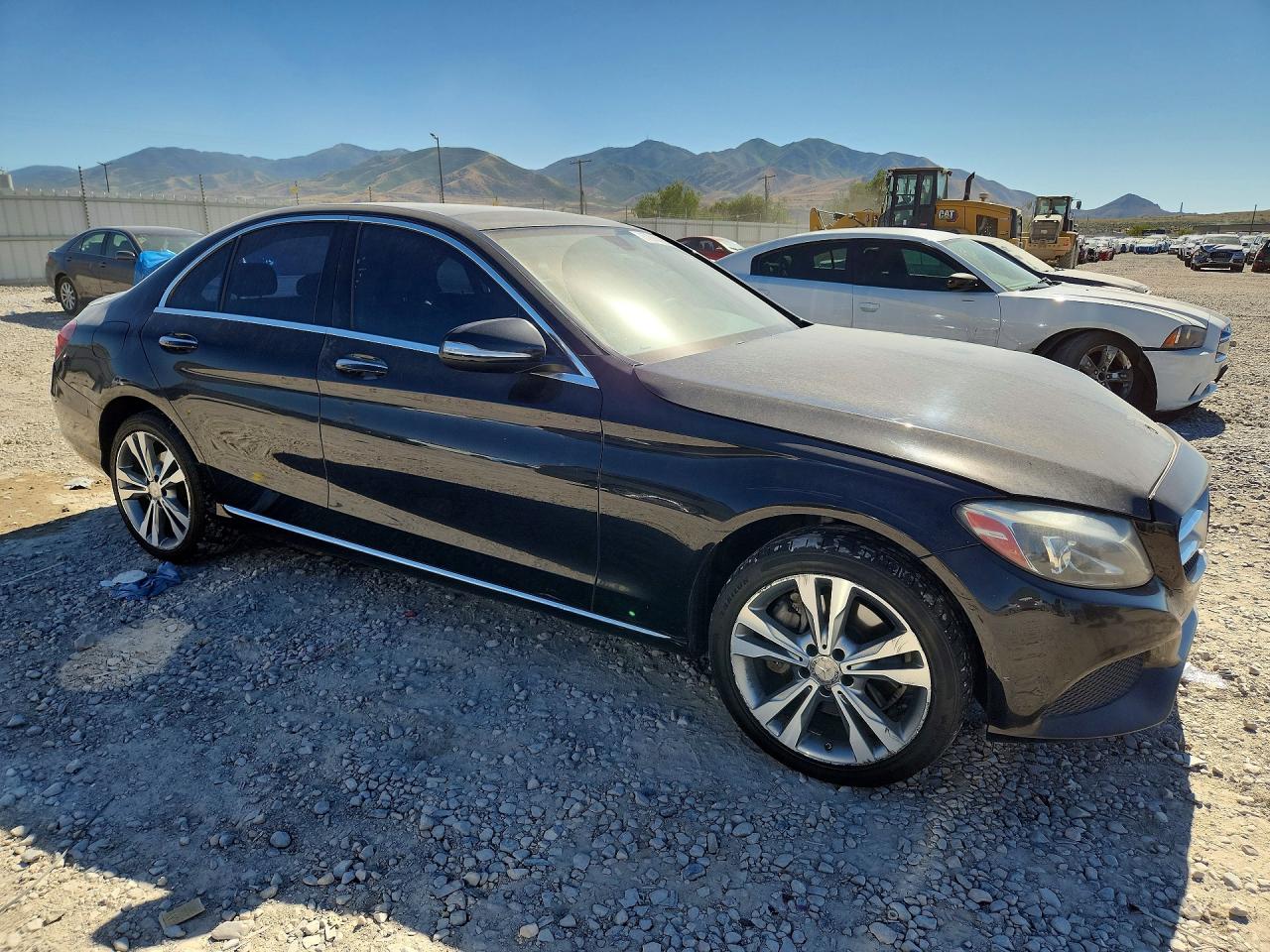 2015 Mercedes-benz C 300 4matic Черный vin: 55SWF4KB3FU070129