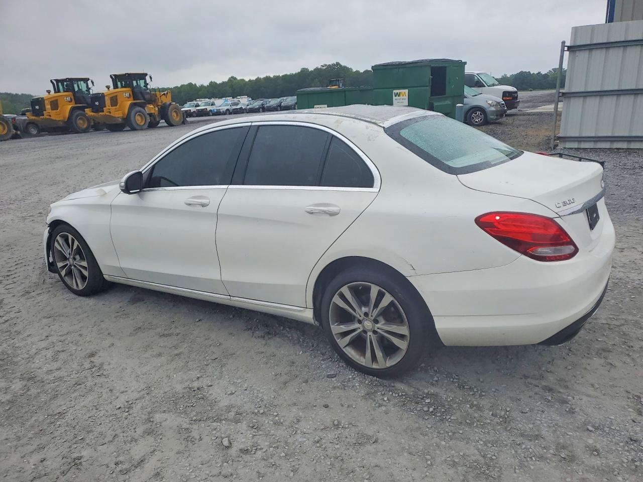 2015 Mercedes-benz C 300 4matic Белый vin: 55SWF4KB3FU076318