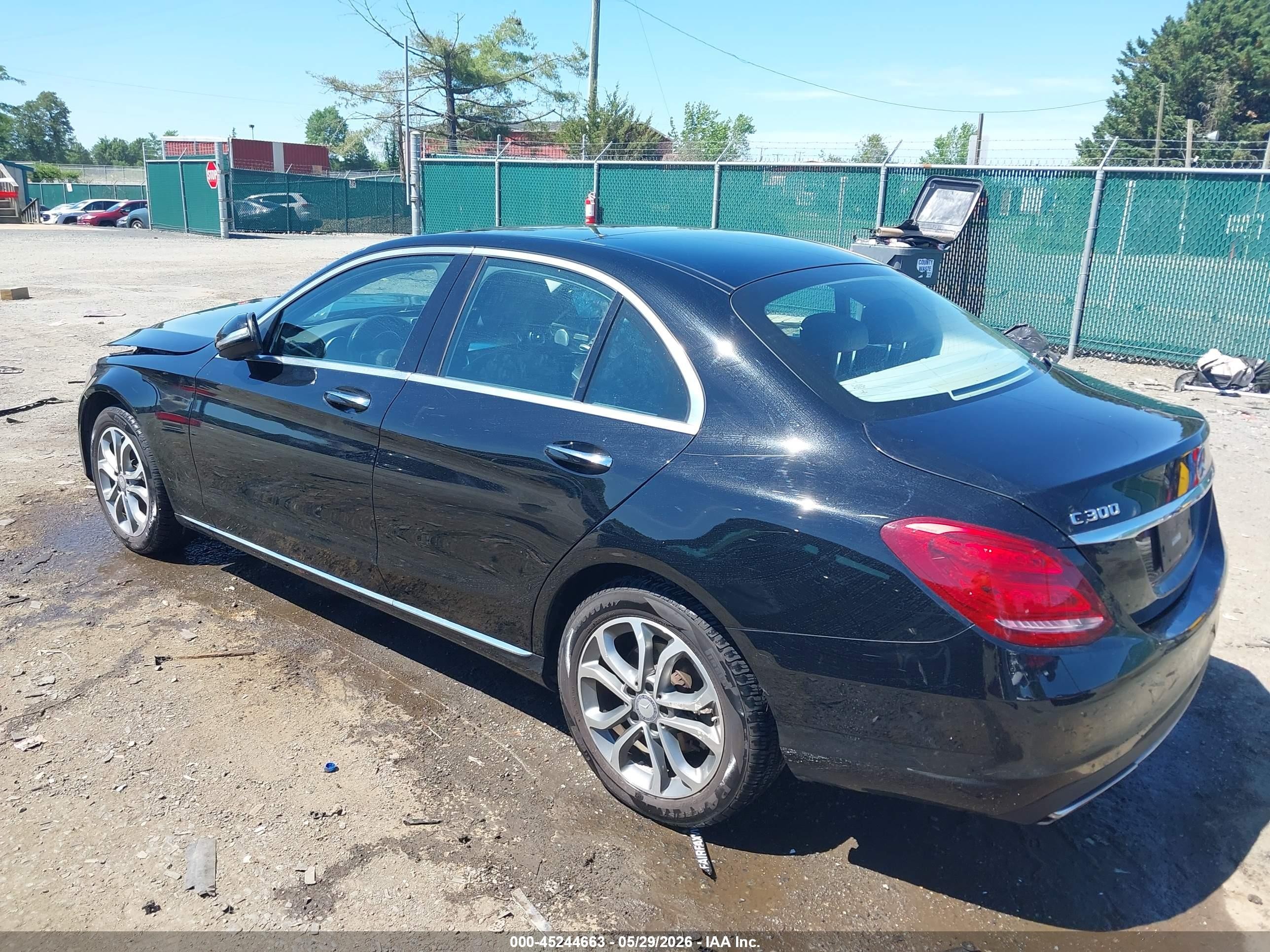 2015 Mercedes-benz C 300 4matic Black vin: 55SWF4KB3FU081129