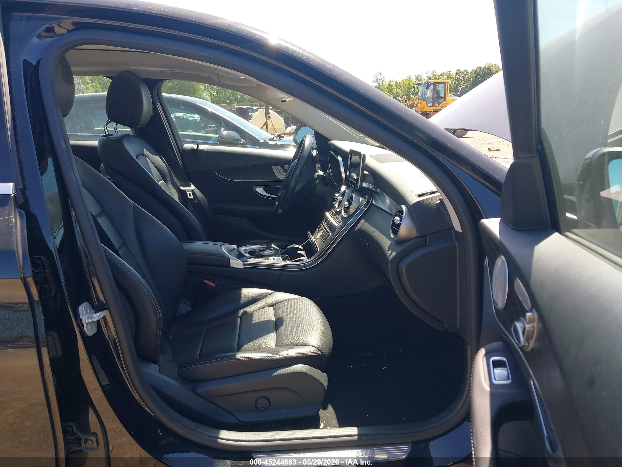 2015 Mercedes-benz C 300 4matic Black vin: 55SWF4KB3FU081129