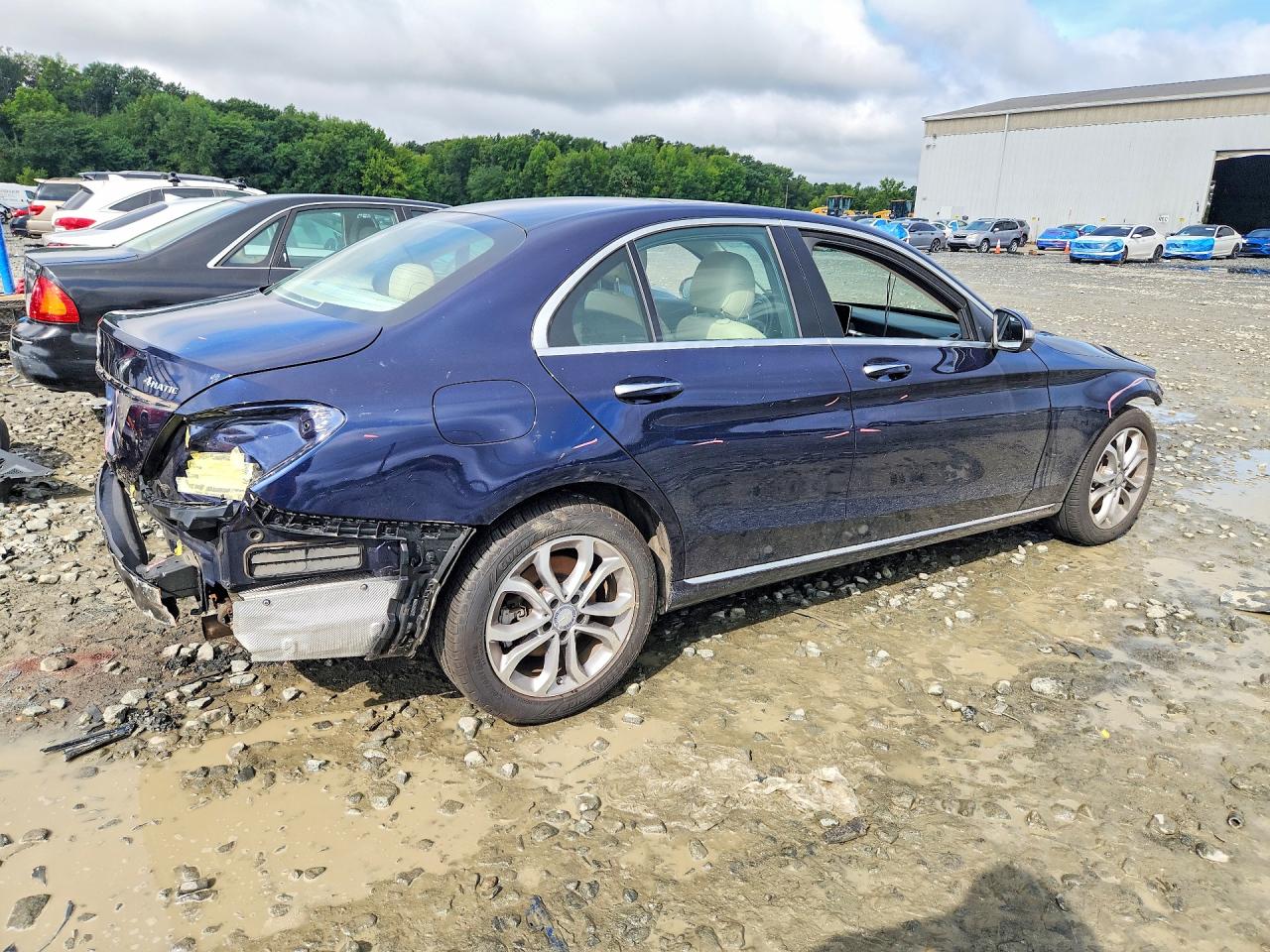 2015 Mercedes-benz C 300 4matic Blue vin: 55SWF4KB3FU081759
