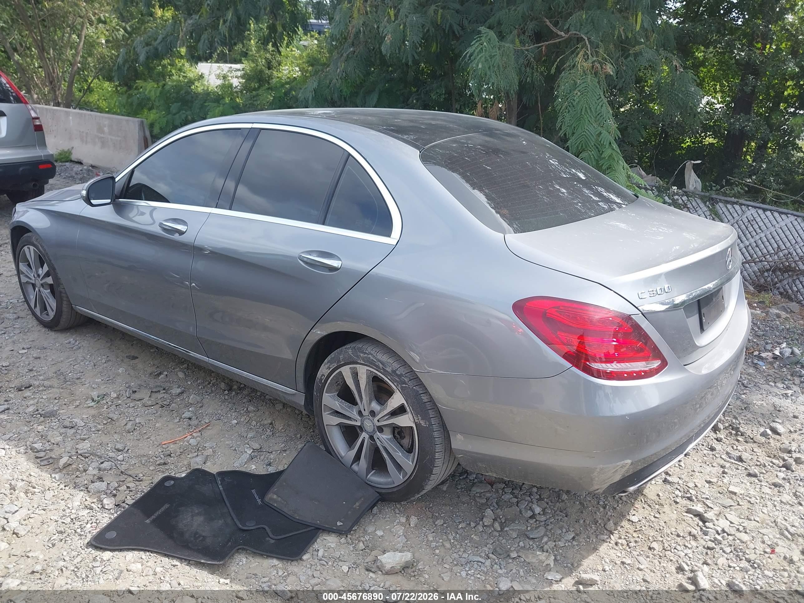 2015 Mercedes-benz C 300 4matic Gray vin: 55SWF4KB3FU091224