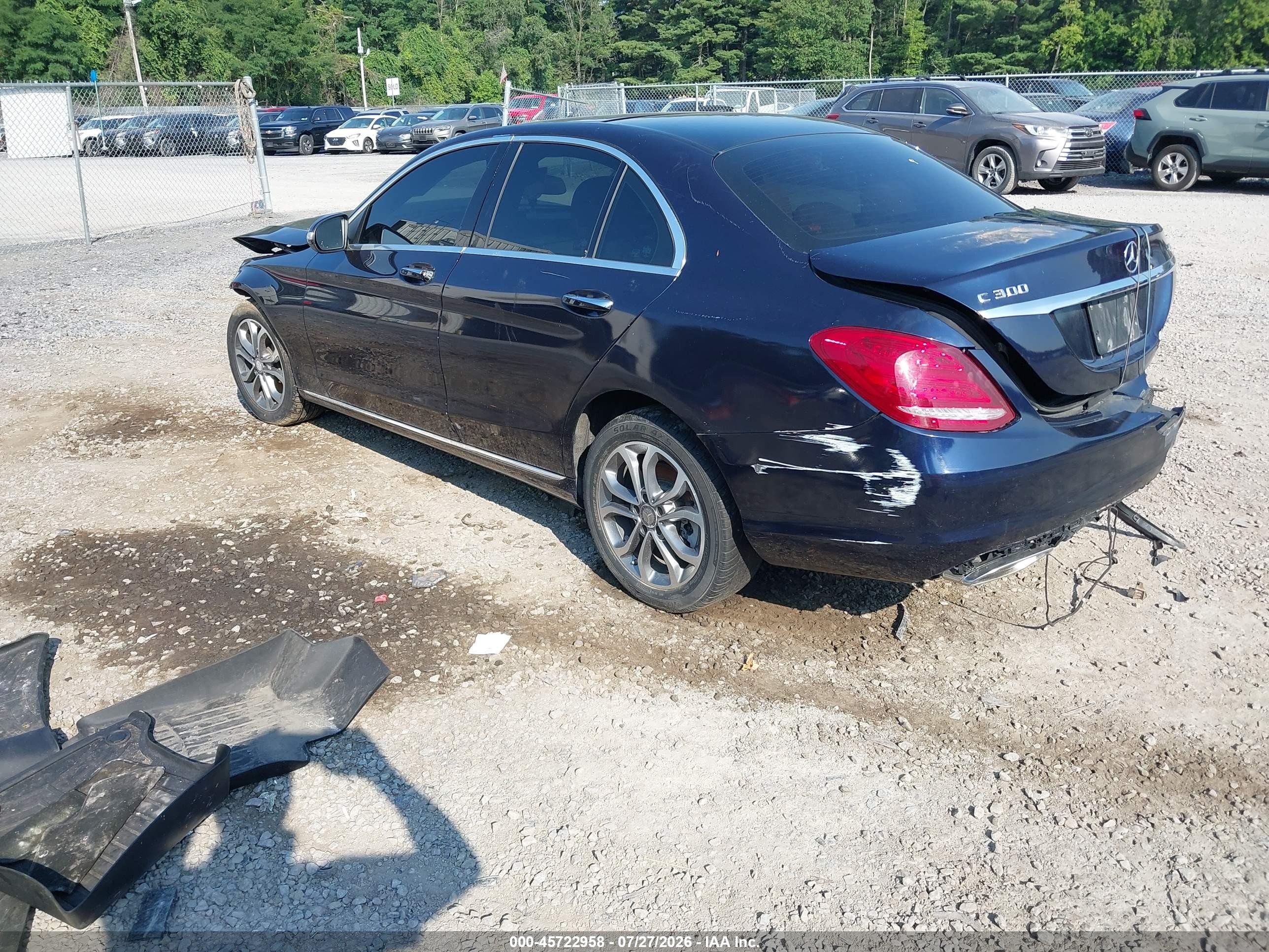 2015 Mercedes-benz C 300 4matic Blue vin: 55SWF4KB3FU094558