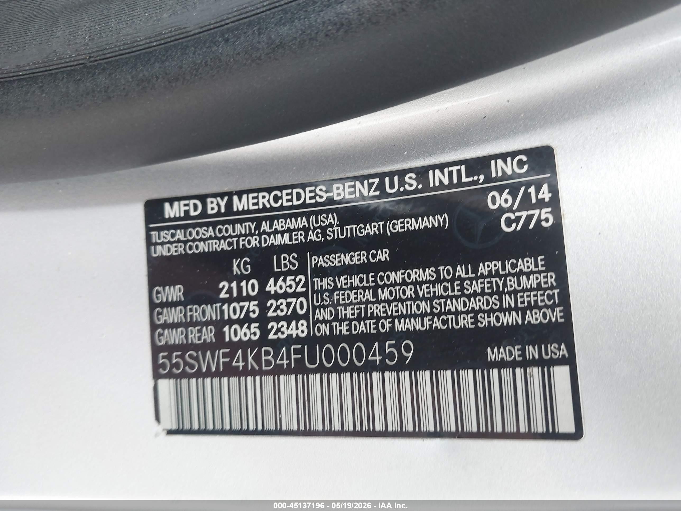 2015 Mercedes-benz C 300 4matic Серебряный vin: 55SWF4KB4FU000459